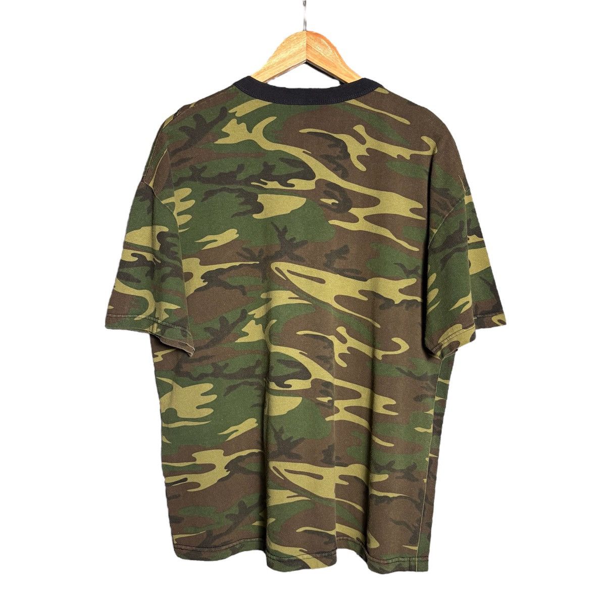 Vintage Vintage Parody Camo T-Shirt / Ha ! Now You Can’t See Me ! Size US XL / EU 56 / 4 - 6 Thumbnail