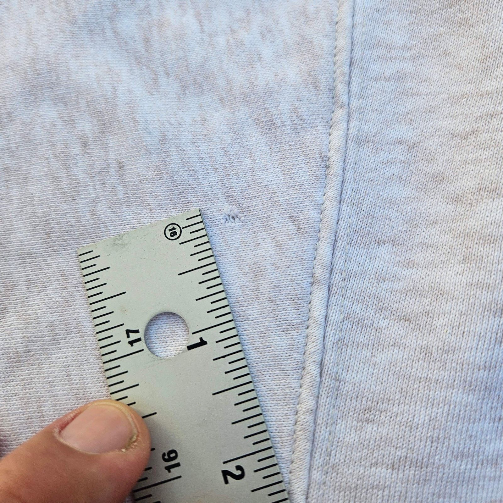 Tommy Hilfiger Vintage Tommy Hilfiger "Golf" Crew Neck Size XL Grey/Cream Size US XL / EU 56 / 4 - 8 Thumbnail