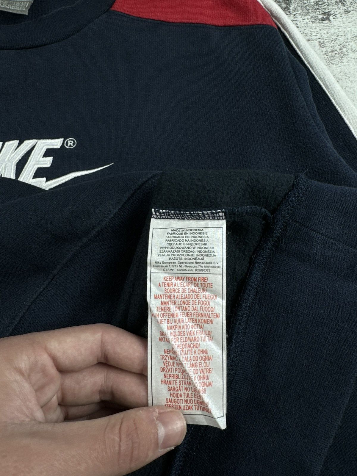 Nike Nike Air 90S Center Swoosh Logo Sport Sweatshirt Y2K Hoodie Size US M / EU 48-50 / 2 - 11 Thumbnail