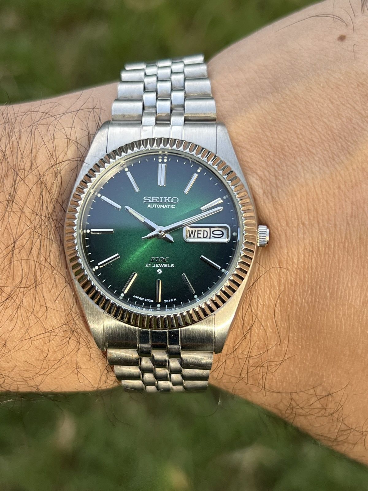 Japanese Brand Seiko DX Automatic Fluted Bazel Day/Date Japan Size 36 - 8 Thumbnail