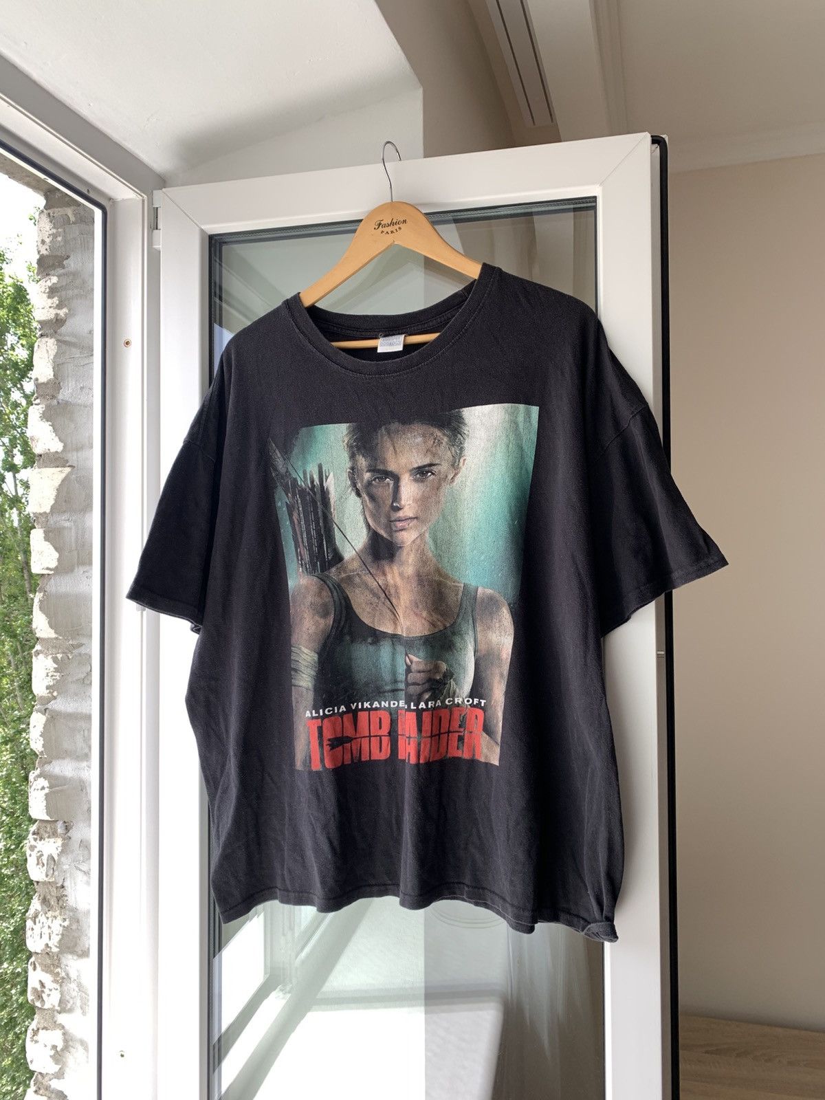 Vintage 🔥Vintage Tomb Raider Alicia Vikander is Lara Croft T-shirt Size US XXL / EU 58 / 5 - 2 Thumbnail
