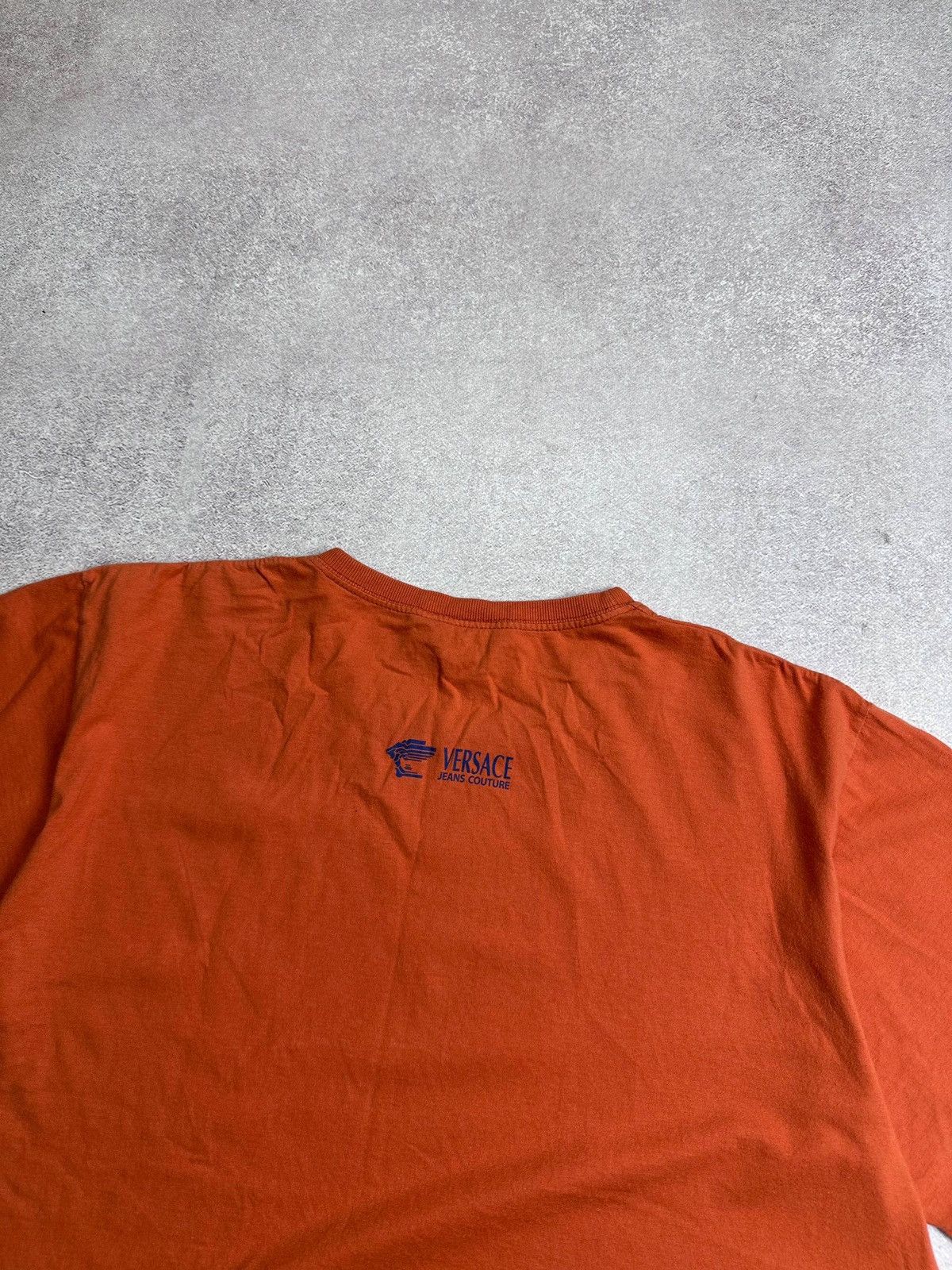 Versace Jeans Couture Vintage 90s Versace Pixel Logo Bpxy T-shirt L Size US L / EU 52-54 / 3 - 6 Thumbnail
