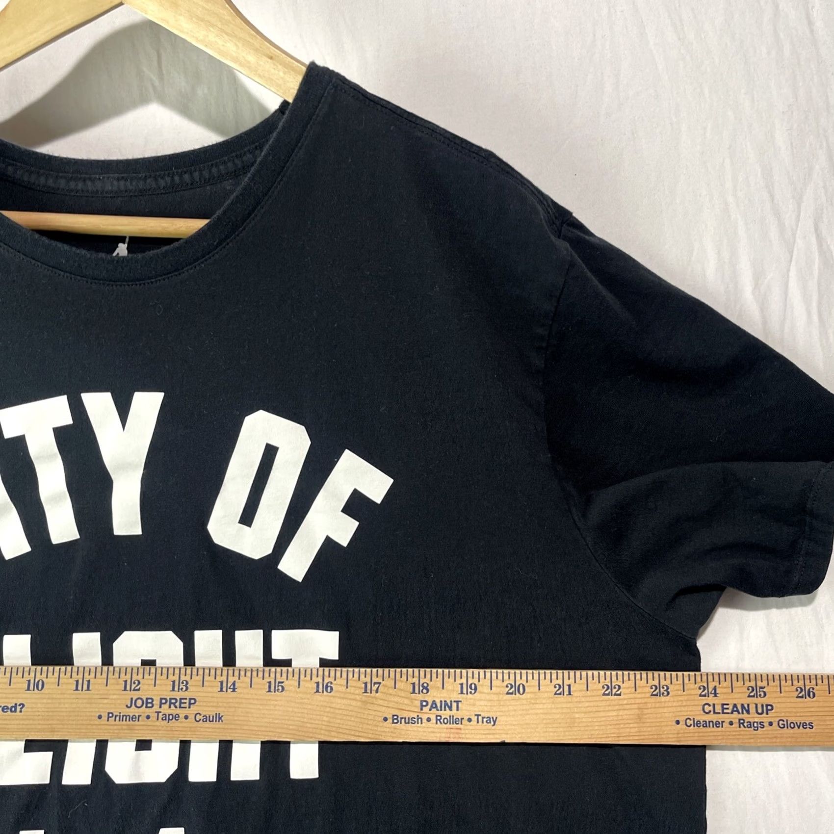 Jordan Brand Air Jordan Shirt Mens 2XL Black Short Sleeve City Of Flight LA Tee Jump Man Tee Jump Man City Of Flight Shirt Mens 2XL Black Short Sleeve Size US XXL / EU 58 / 5 - 7 Thumbnail