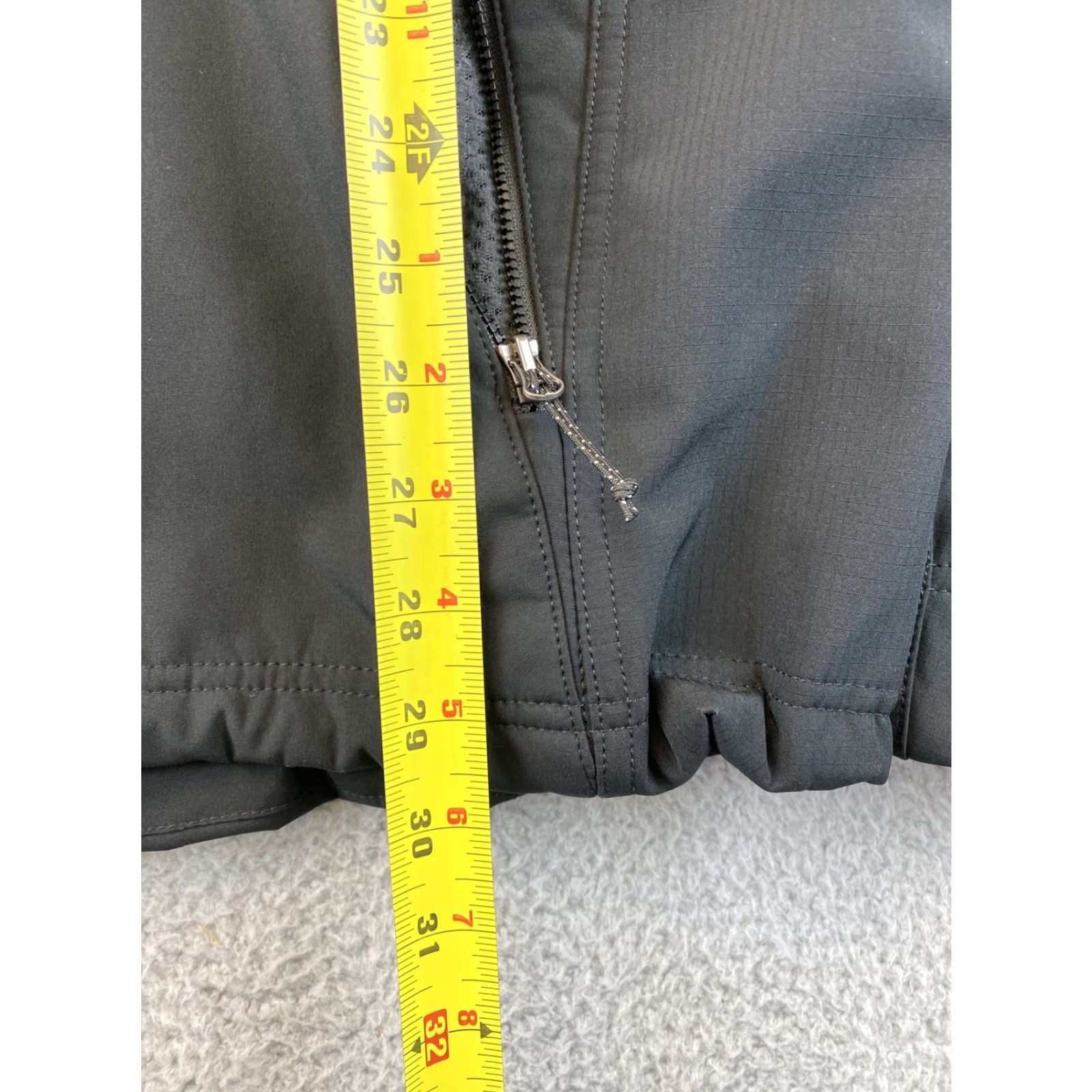 Eddie Bauer Eddie Bauer Men's Black Jacket Waterproof Soft Shell Waist Synch LT / 79-17 Navy? Size US L / EU 52-54 / 3 - 6 Thumbnail