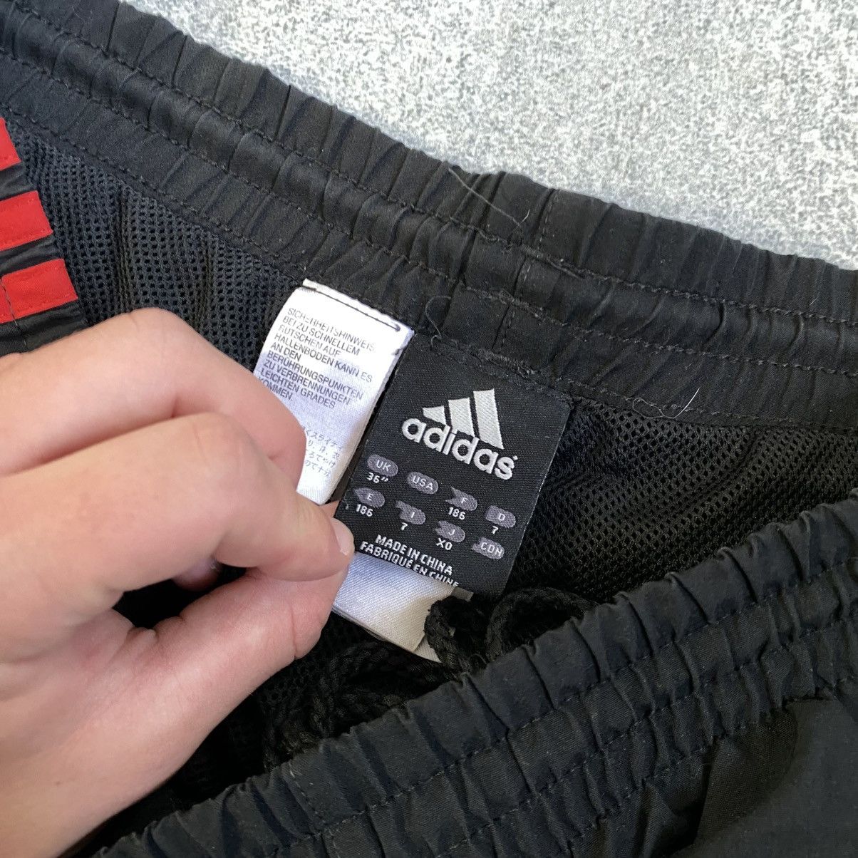 Adidas Vintage Y2k Adidas Liverpool Nylon Soccer Drill Pants 00’s Size US 34 / EU 50 - 9 Thumbnail