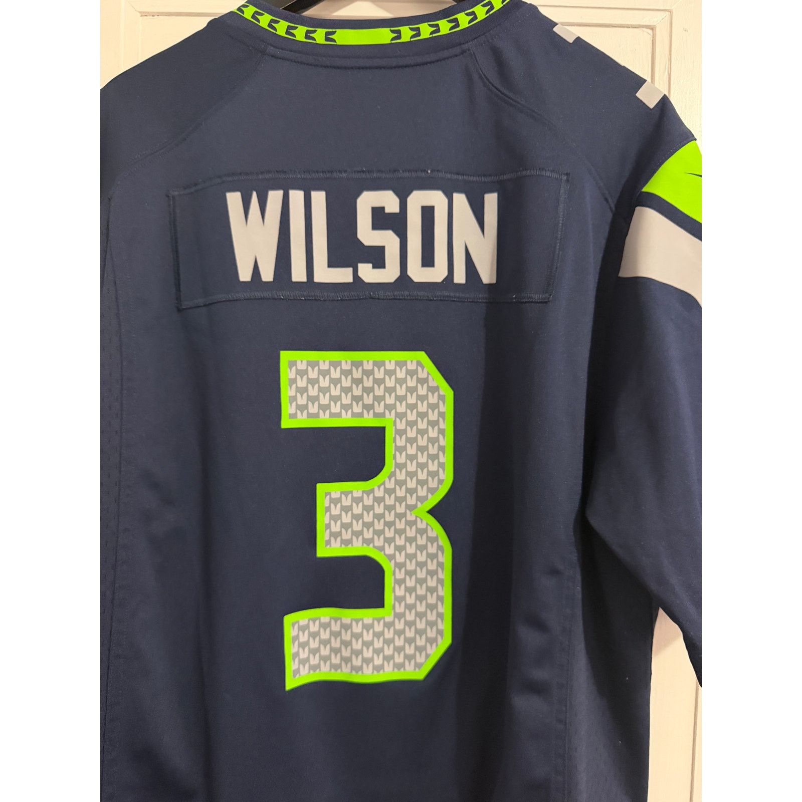 Nike Russell Wilson Seattle Seahawks Nike Football Jersey Size L Size US L / EU 52-54 / 3 - 4 Thumbnail