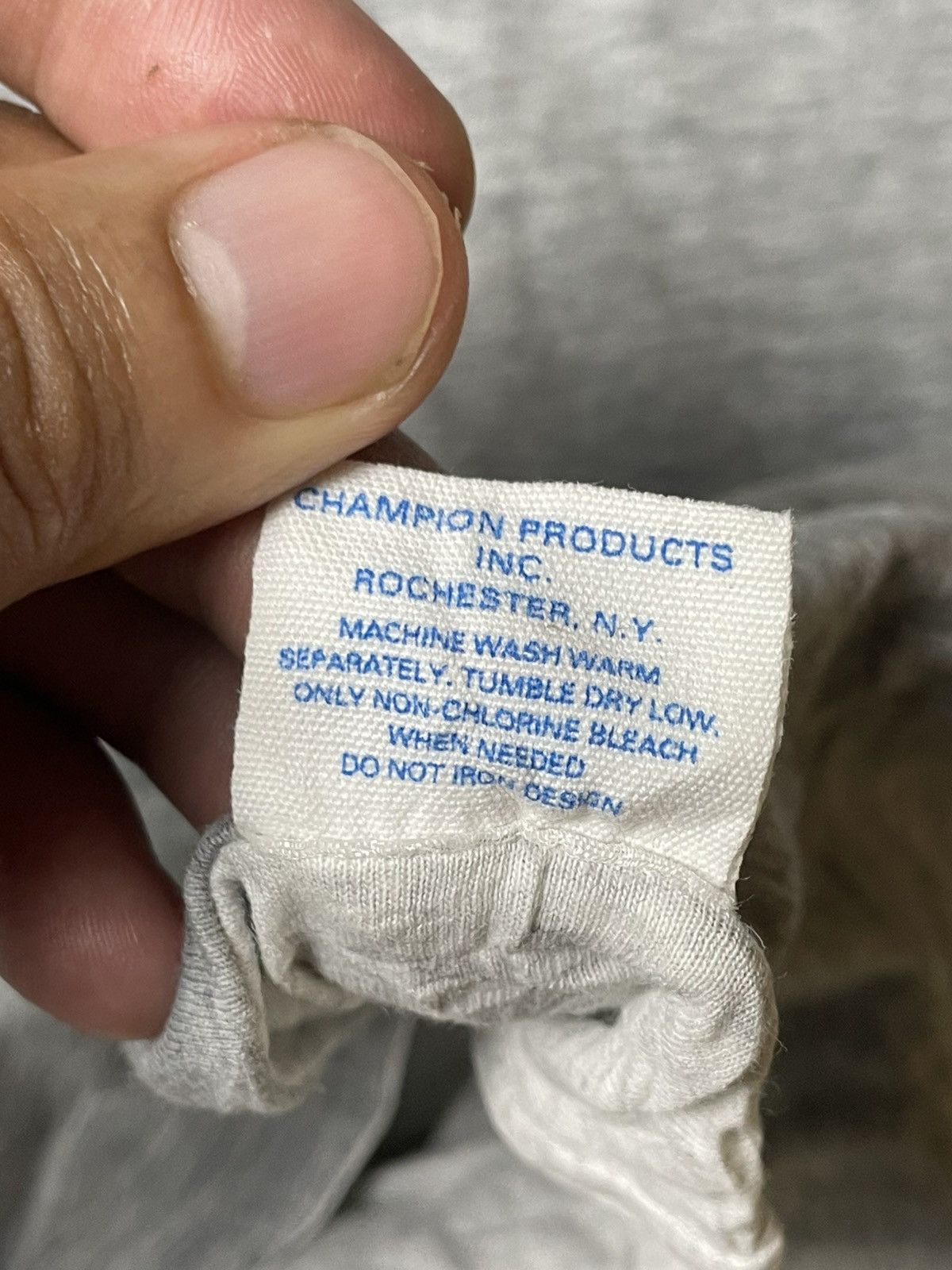 Champion × Japanese Brand × Vintage Authentic Champion Spellout Pullover Shirt (115) Size US L / EU 52-54 / 3 - 8 Thumbnail