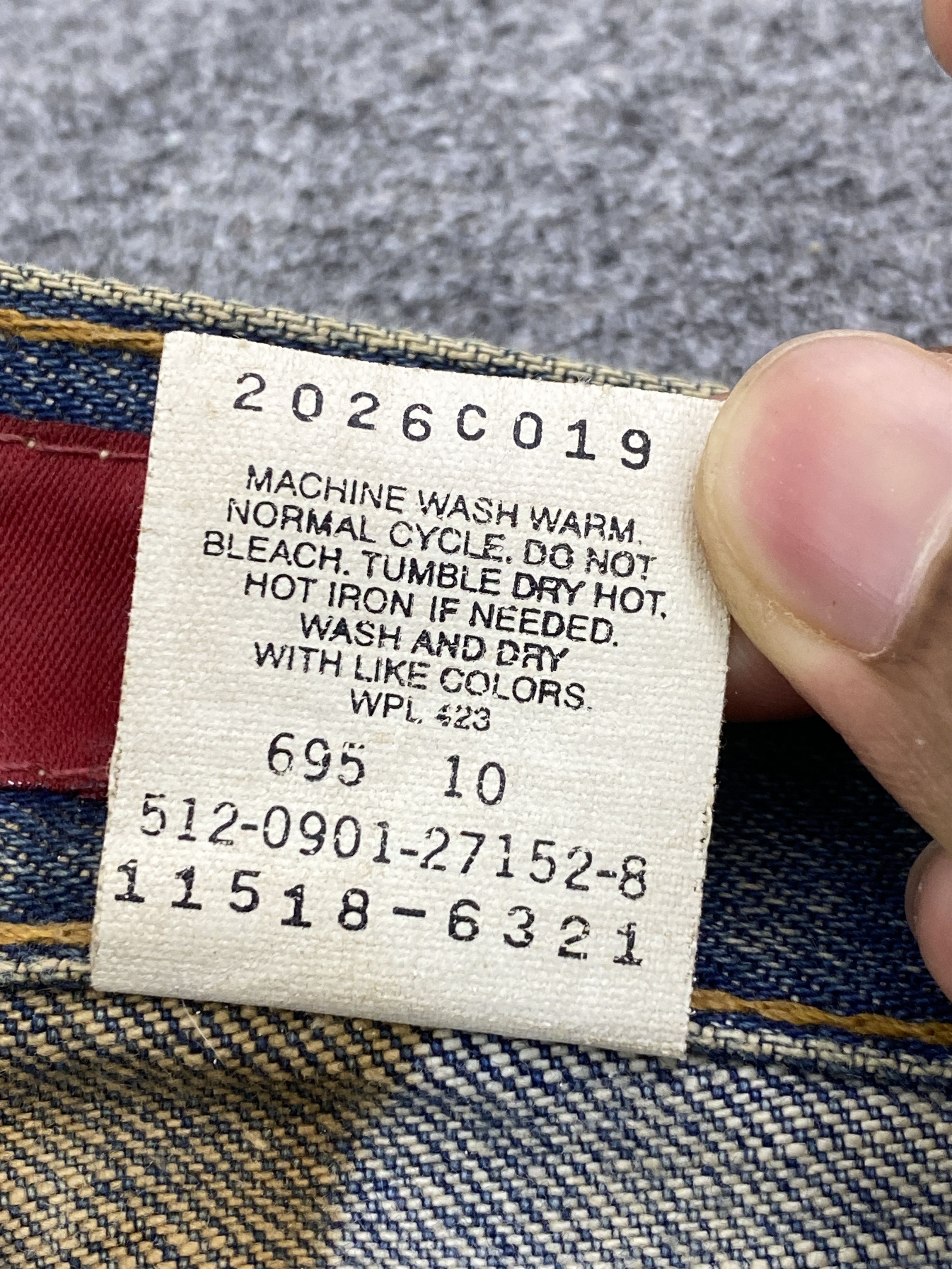 Levi's Rusty Vintage 90s Levis 518 Superlow Bootcut Jeans DP2637 Size US 33 - 7 Thumbnail