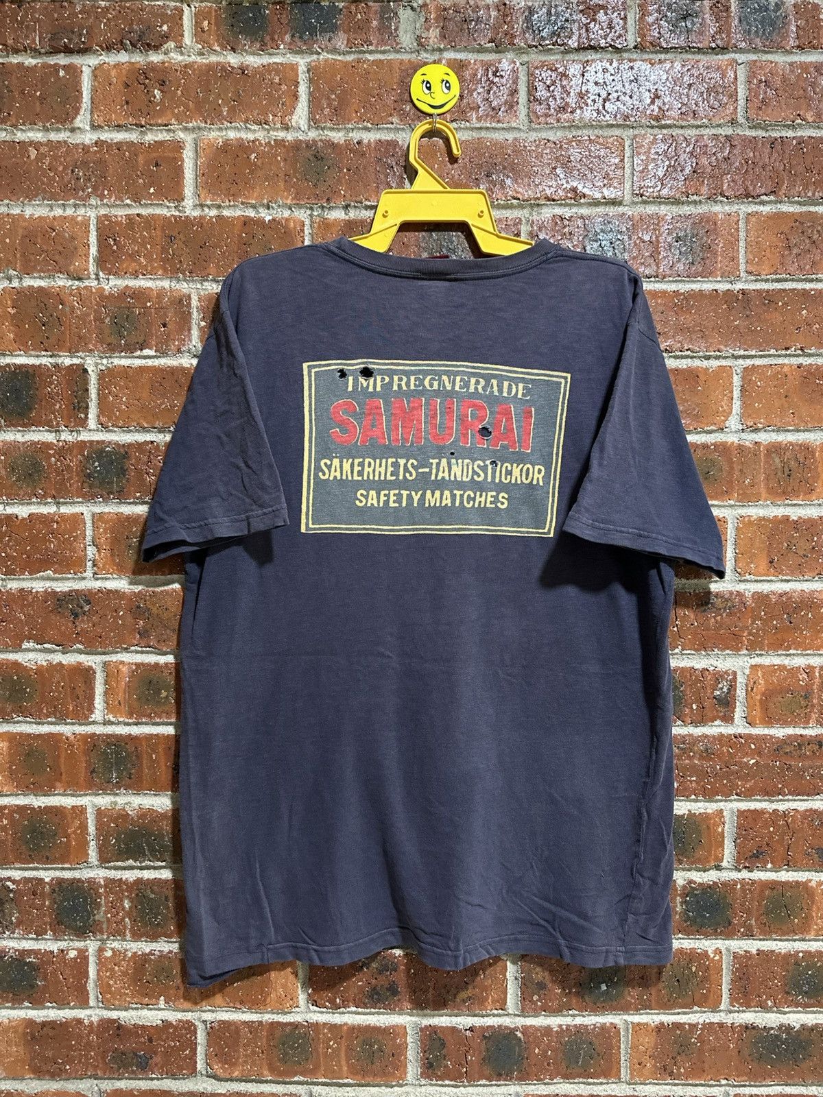 Japanese Brand Thrashed Vintage Impregnerade Samurai Sun Faded Tee Size US L / EU 52-54 / 3 - 1 Thumbnail
