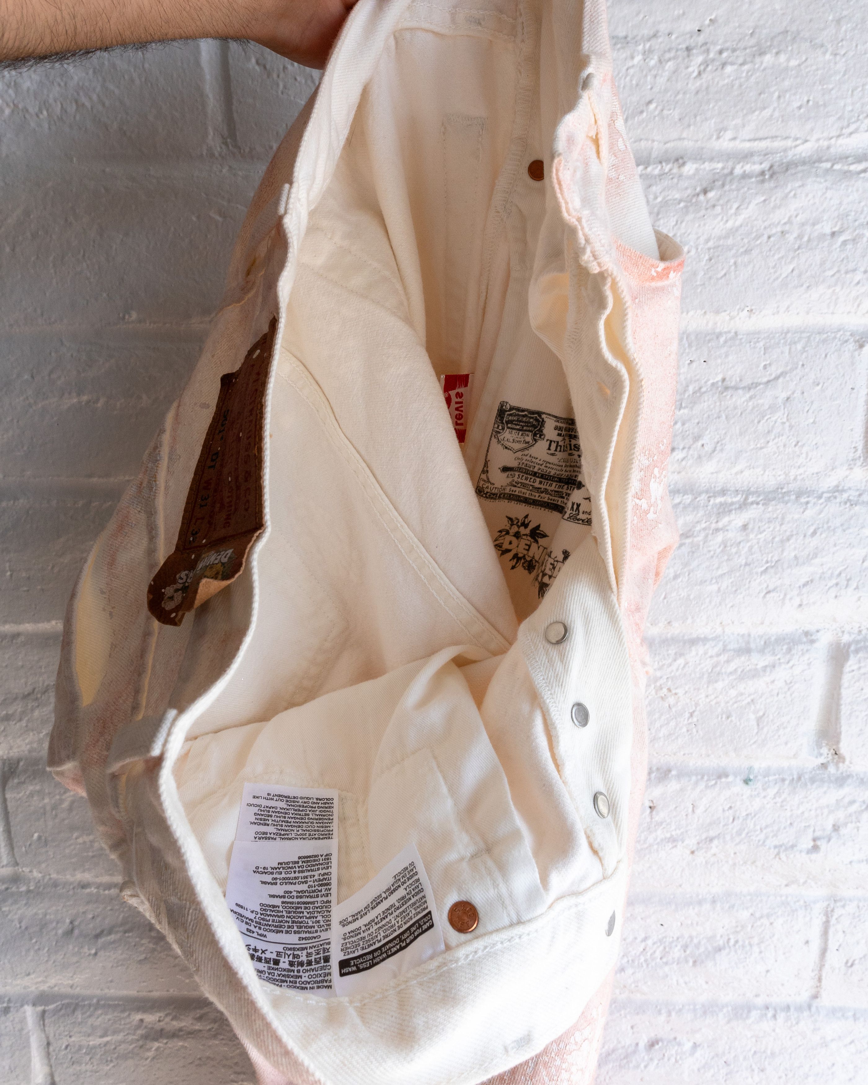 DENIM TEARS × Levi's Denim Tears Levi's 501 Jeans Brick Mason White Red Clay Size US 31 - 4 Thumbnail