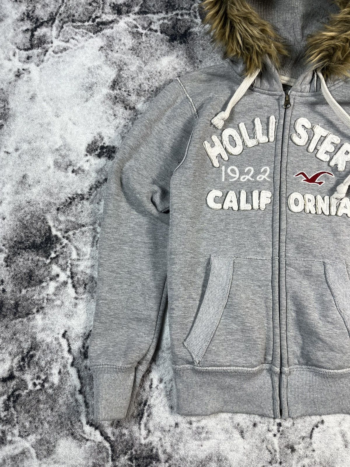 Hollister Hollister Fur Hood Zip Hoodie Y2K Women M Grey Size M / US 6-8 / IT 42-44 - 2 Thumbnail