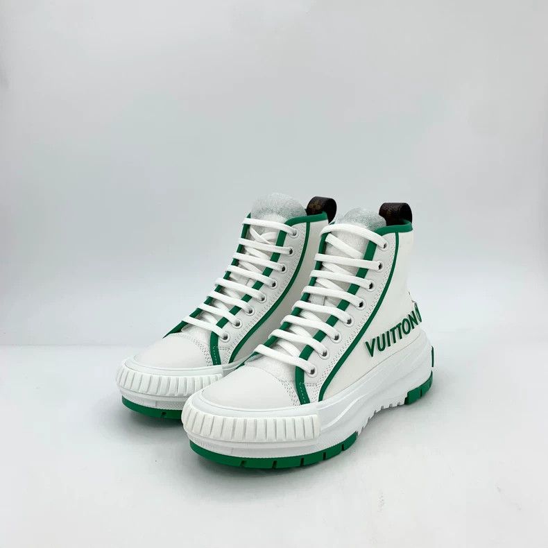 Louis Vuitton Louis Vuitton White platform lace-up casual high-top sneak Size US 4.5 / IT 34.5 - 1 Thumbnail