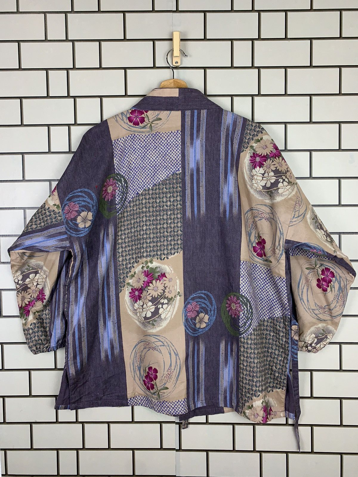 Japanese Brand × Vintage Vintage Japanese Brand Kimono Traditional Flora Designer Size US M / EU 48-50 / 2 - 2 Thumbnail