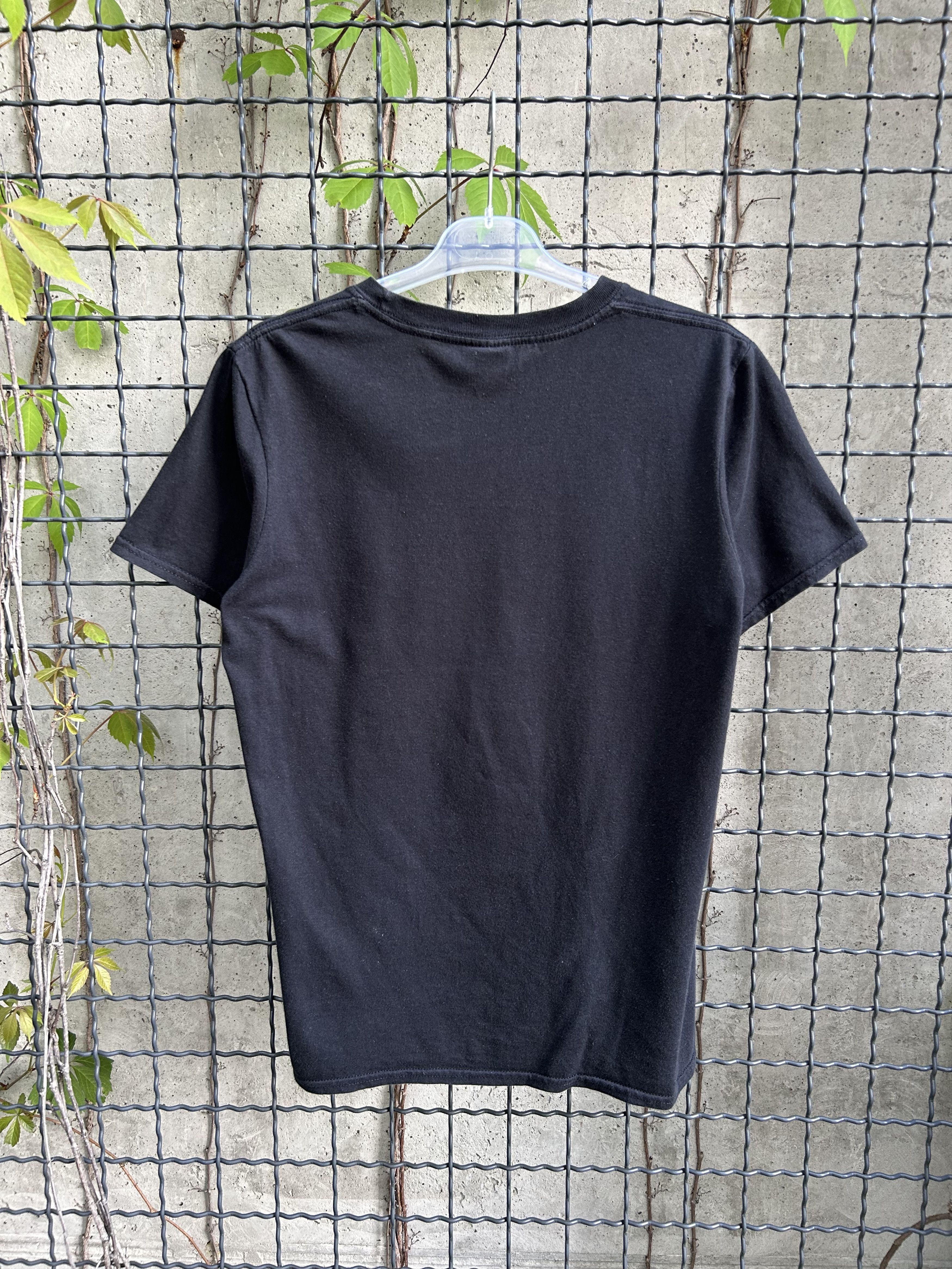 Band Tees × Vintage Vintage 2013 Bring Me the Horizon Rock Band T-shirt Size US M / EU 48-50 / 2 - 2 Thumbnail