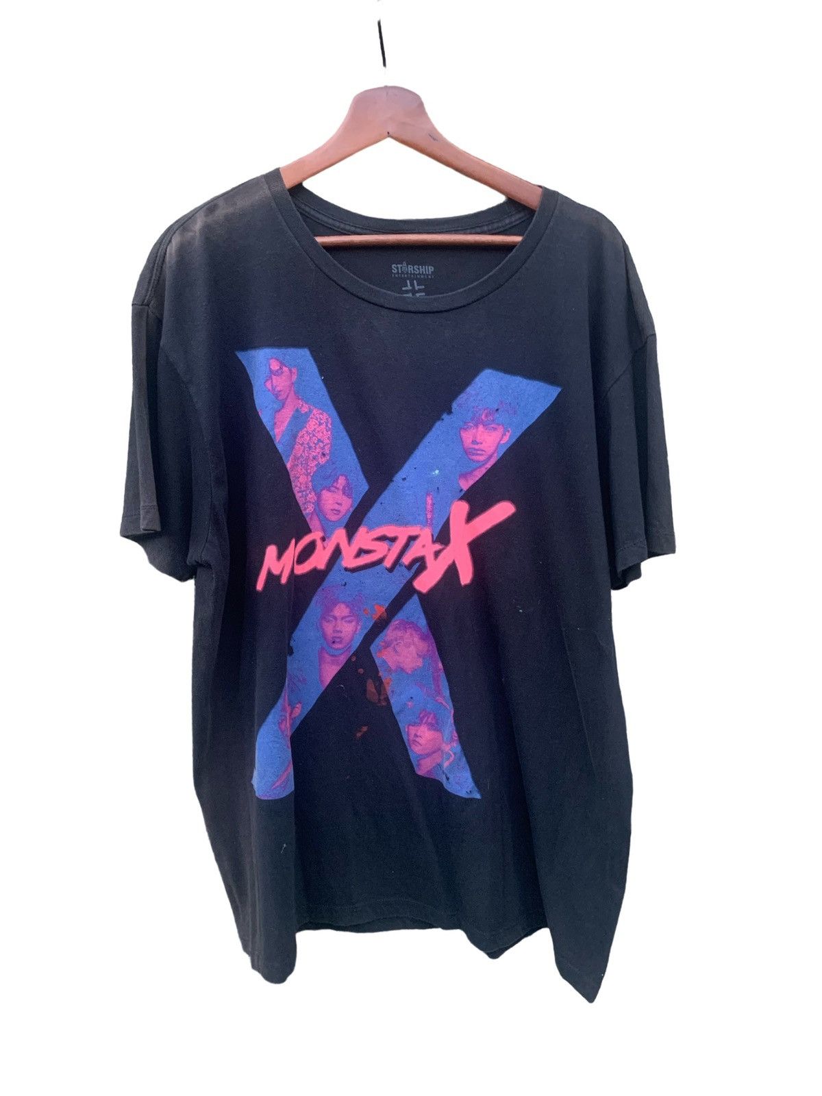Other Kpop MonstaX Band Tee Size US XL / EU 56 / 4 - 2 Thumbnail