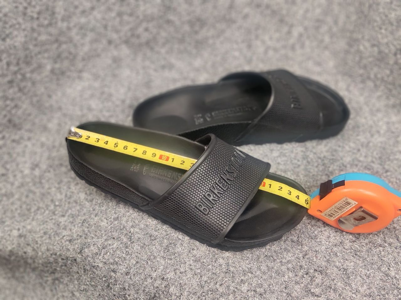 Birkenstock Birkenstock Barbados eva black sandals Slide Slip On Unisex Size US 7 / IT 37 - 15 Thumbnail