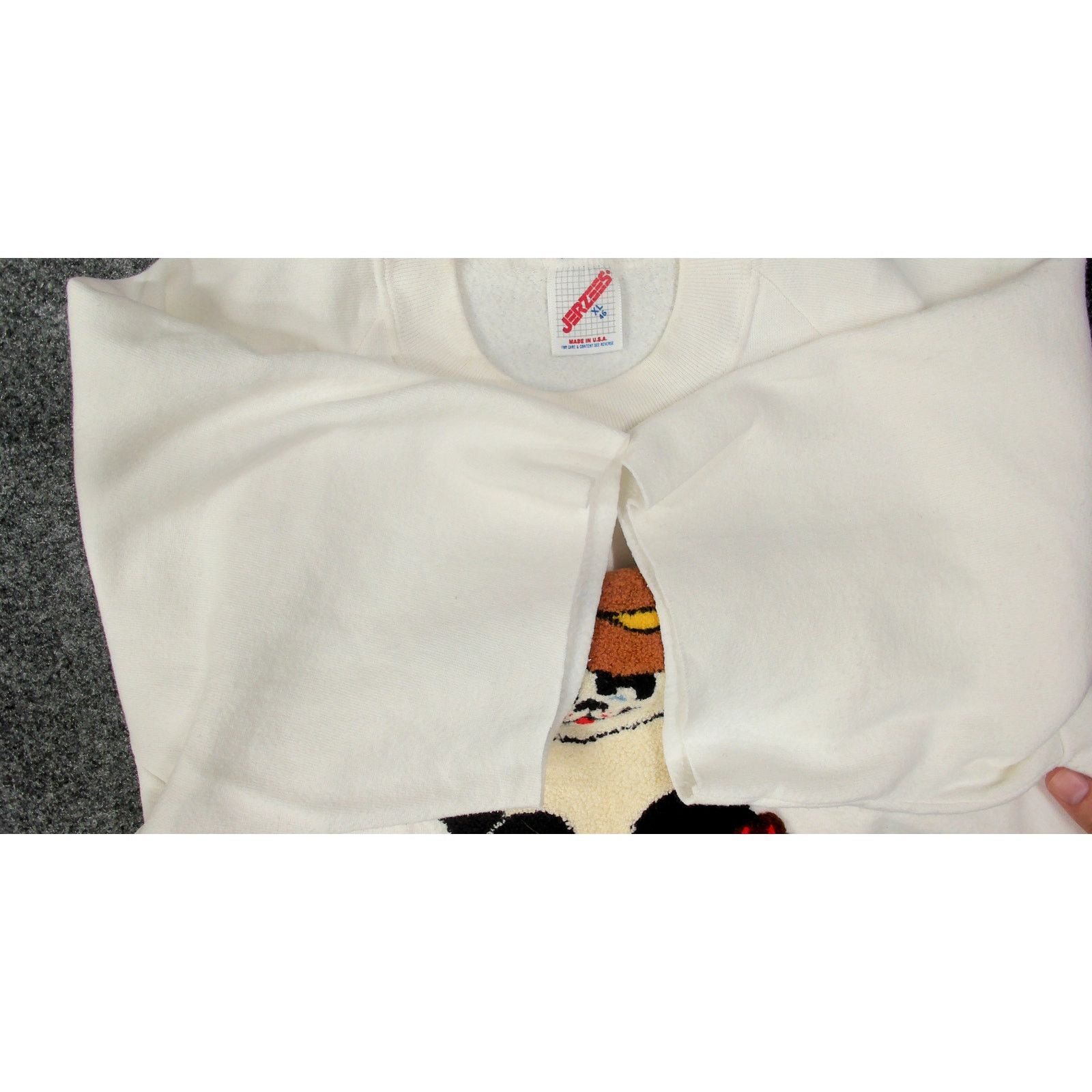 Jerzees VTG Jerzees Custom Cutoff Cowboy Panda Chenille Sweatshirt Size US L / EU 52-54 / 3 - 7 Thumbnail