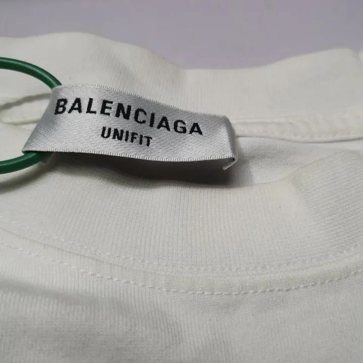 Balenciaga Balenciaga Balenciaga FW21 White Printed Short Sleeve TShi Size US M / EU 48-50 / 2 - 1 Thumbnail