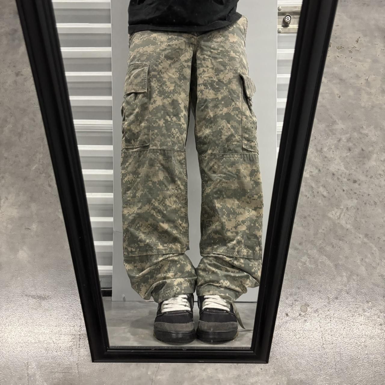 Japanese Brand × Vintage Crazy Vintage Y2K/2000s Military Camo Streetwear Cargo Pants! Size US 29 - 1 Thumbnail