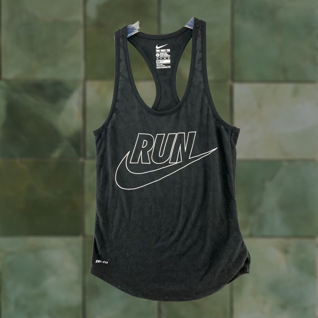 Nike Nike Dri-Fit Tank Womens XS Black Athletic Sleeveless Racerback VINTAGE? Size XS / US 0-2 / IT 36-38 - 1 Thumbnail