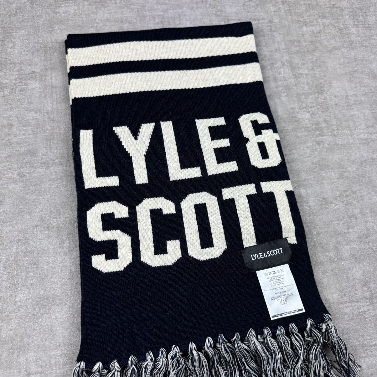 Lyle & Scott Lyle & Scott Navy Scarf Size ONE SIZE - 2 Thumbnail
