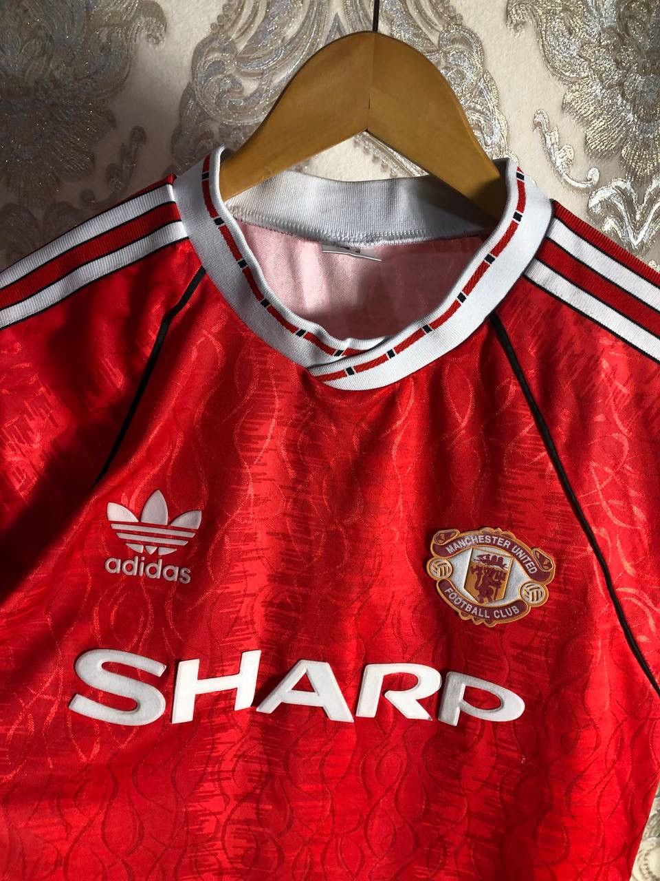Vintage ADIDAS FC MANCHESTER UNITED ENGLAND SOCCER JERSEY RETRO 90s Size US XL / EU 56 / 4 - 4 Thumbnail