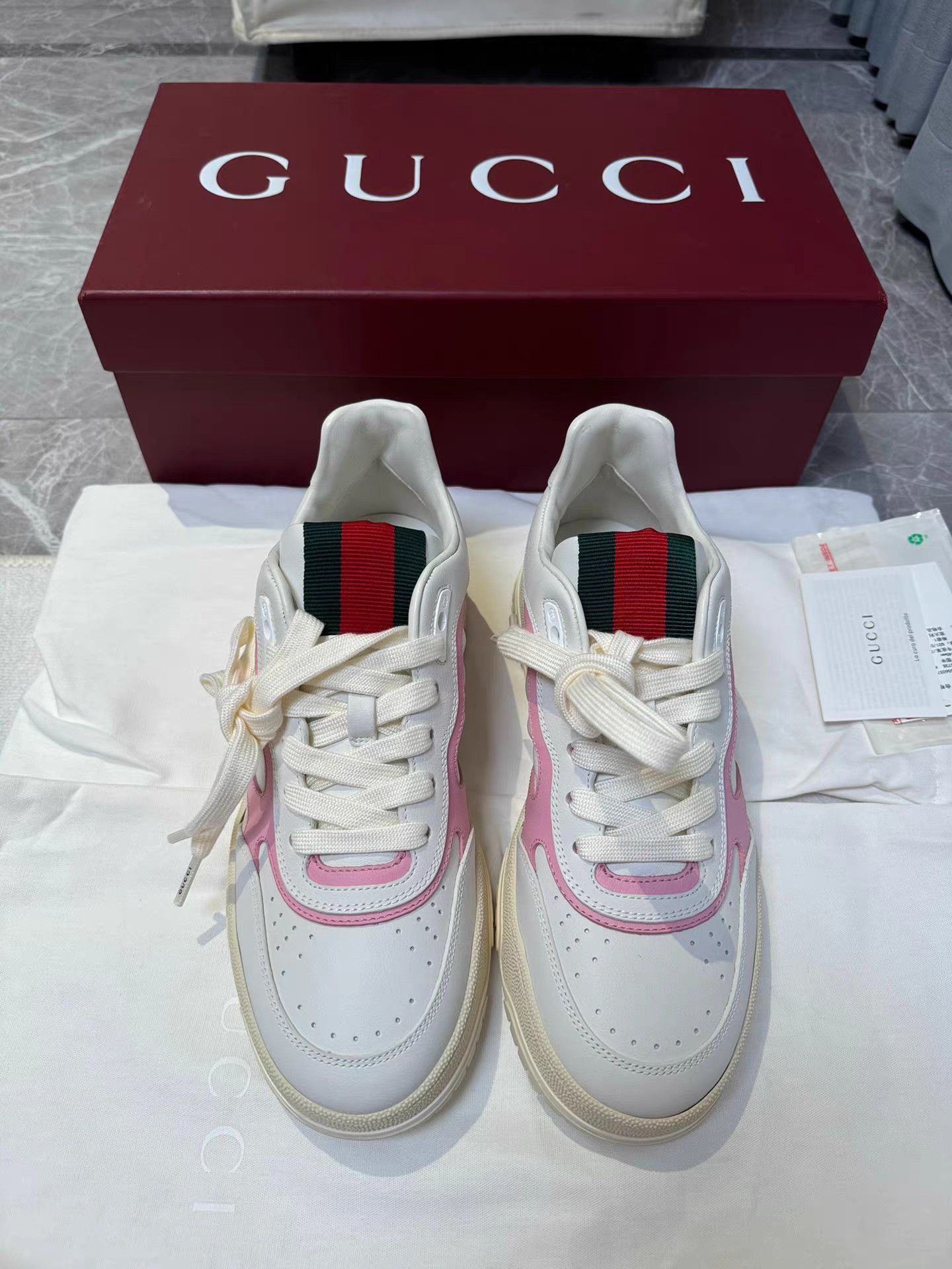 Gucci Gucci Reweb Colorblock Sneakers K6 Size US 9 / IT 39 - 1 Thumbnail
