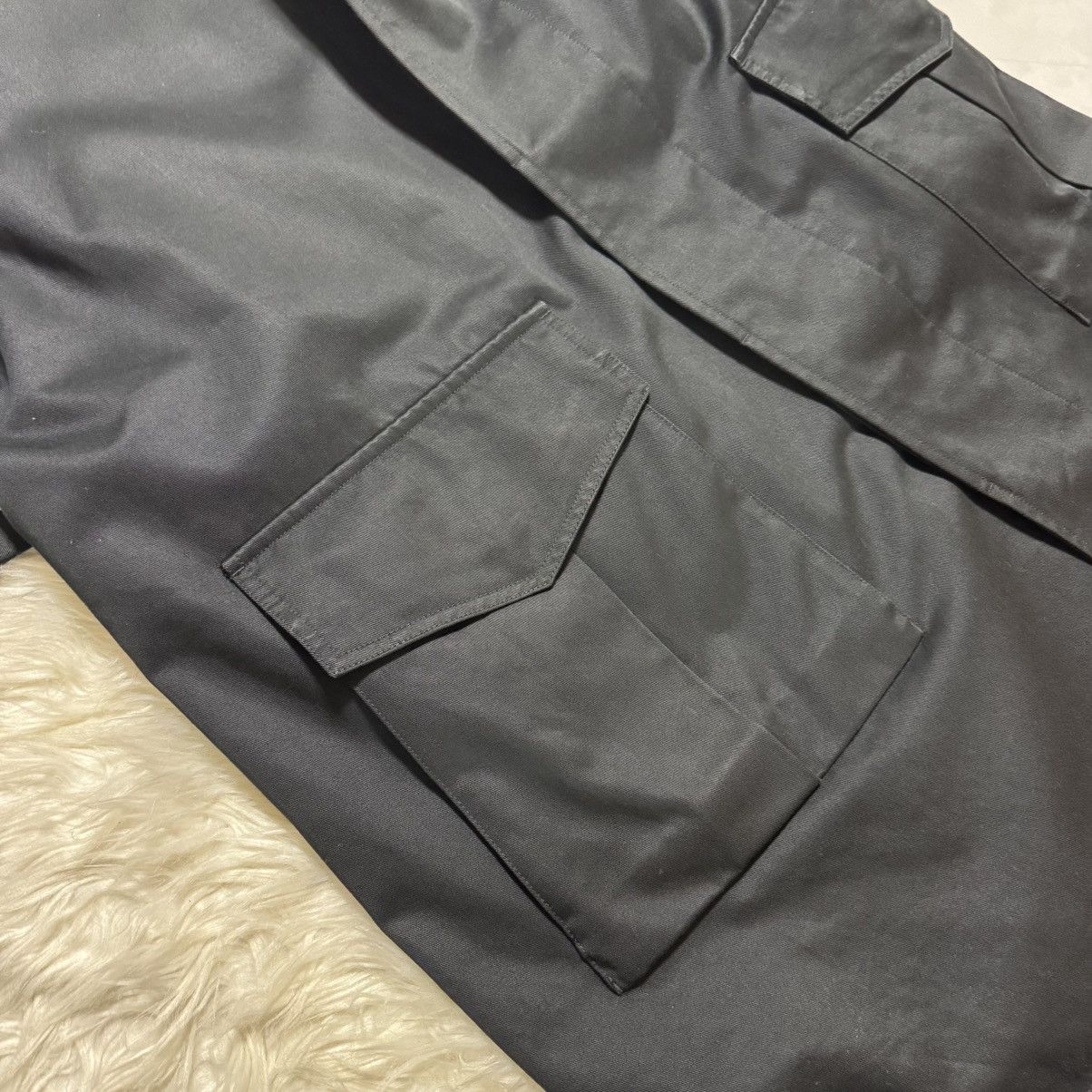 Louis Vuitton Louis Vuitton Lookbook Model 2-Way Trench Coat Size US M / EU 48-50 / 2 - 16 Thumbnail
