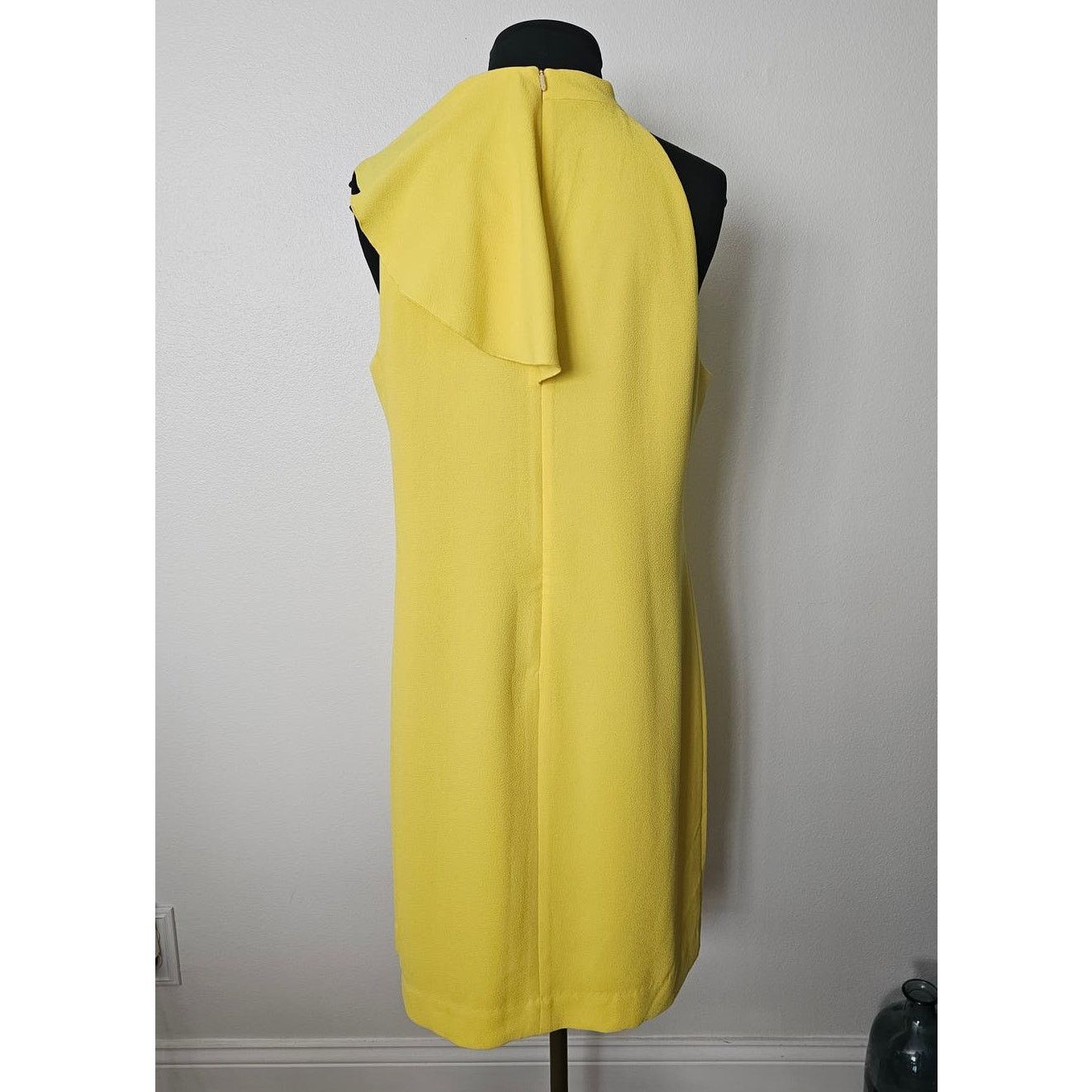 Trina Turk TRINA TURK Yellow Halter Ruffle Neck Knee Length Dress 10 Size L / US 10 / IT 46 - 3 Thumbnail