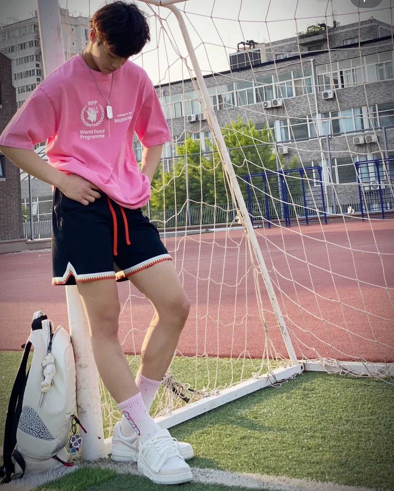 Other Balenciaga Pink short sleeve Size US XS / EU 42 / 0 - 7 Thumbnail