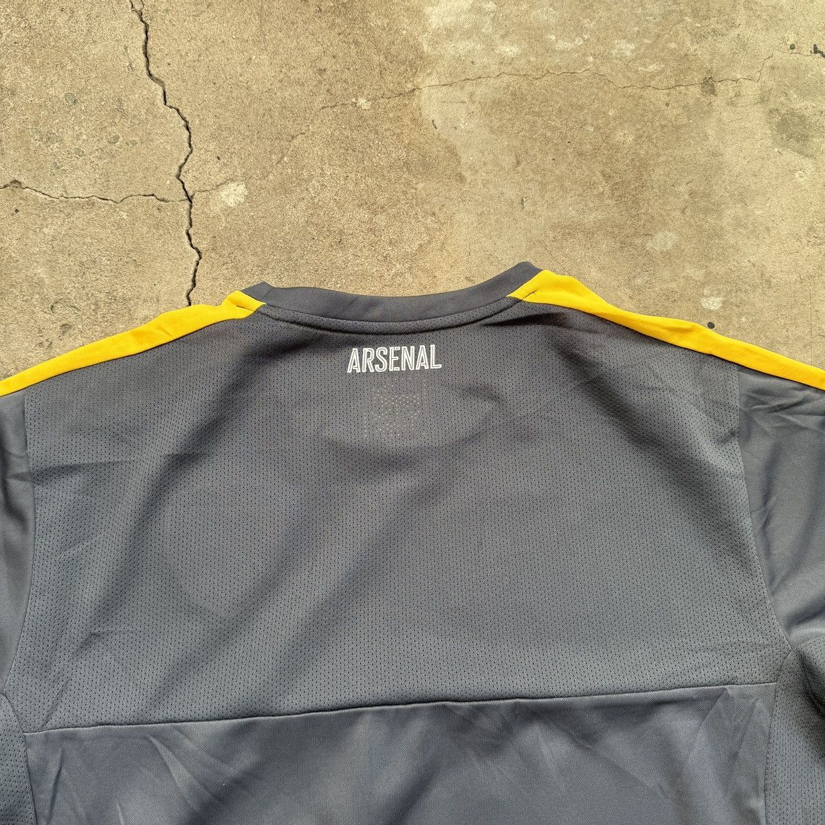 Puma Puma Arsenal away T-shirt Size US M / EU 48-50 / 2 - 6 Thumbnail