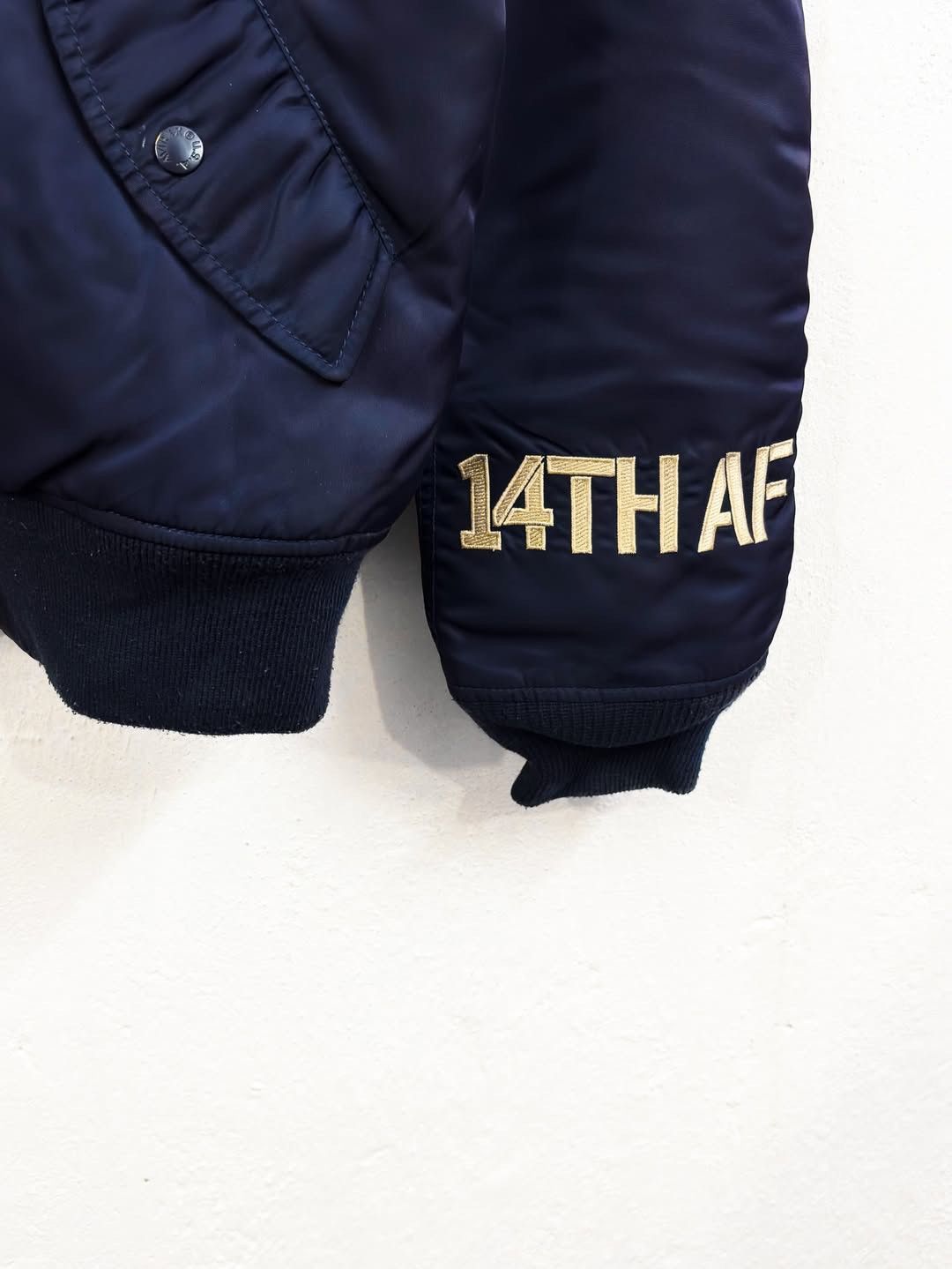 Avirex Vintage Avirex MA-1 Flight Jacket USAF Style 14th AF Size US S / EU 44-46 / 1 - 9 Thumbnail