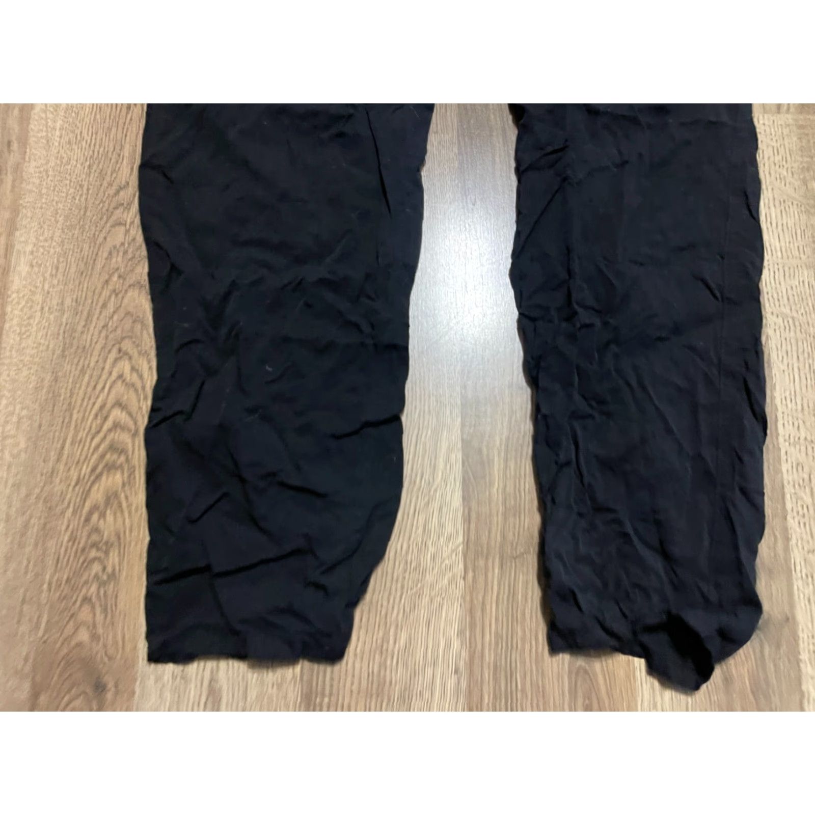 Old Navy Old Navy Pants Women's Medium Black Tie Waist Capri Regular Inseam 23 in Casual 32 in Waist Size 32" / US 10 / IT 46 - 3 Thumbnail