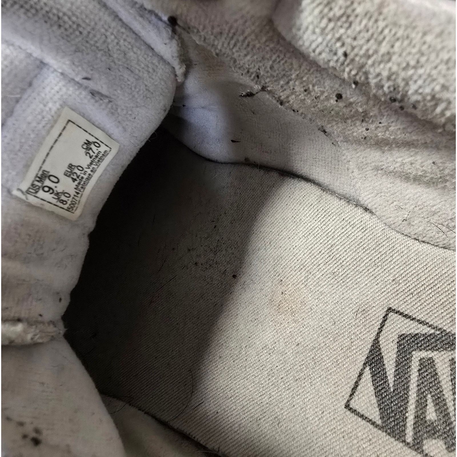 Vans White Classic | VANS | Low Top Sneaks Size US 9 / EU 42 - 5 Thumbnail