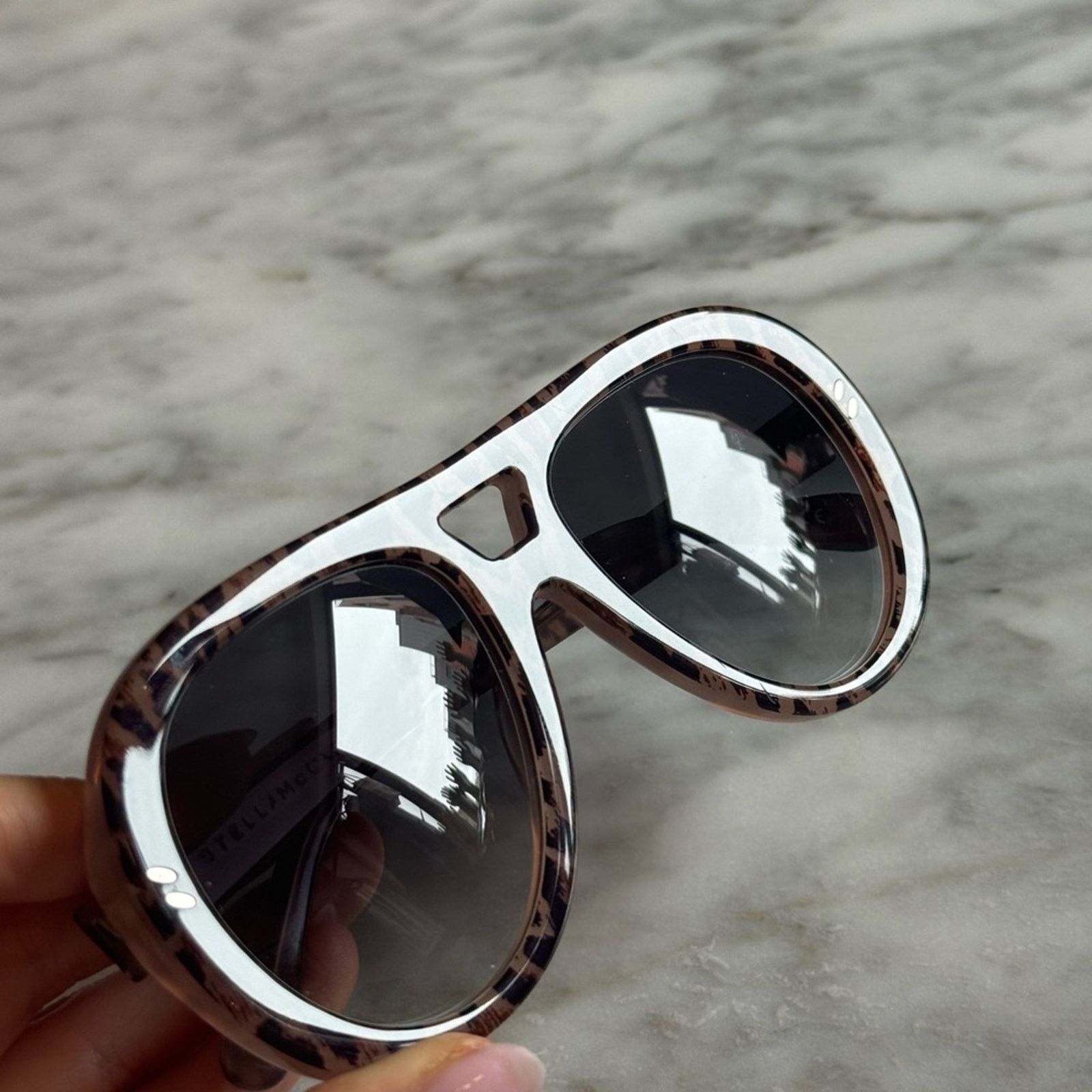 Stella McCartney Stella McCartney Leopard Print Sunglasses Size ONE SIZE - 4 Thumbnail