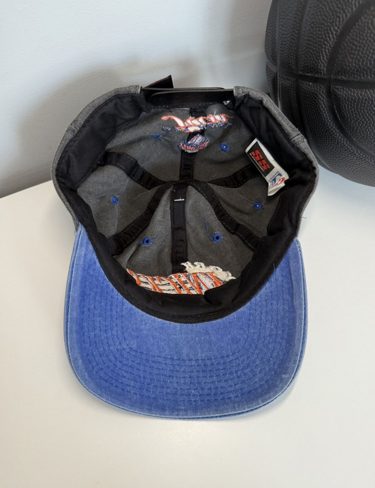 Vintage BNWT 90’s New York Knicks NBA Licensed Cap Hat One Size Size ONE SIZE - 12 Thumbnail