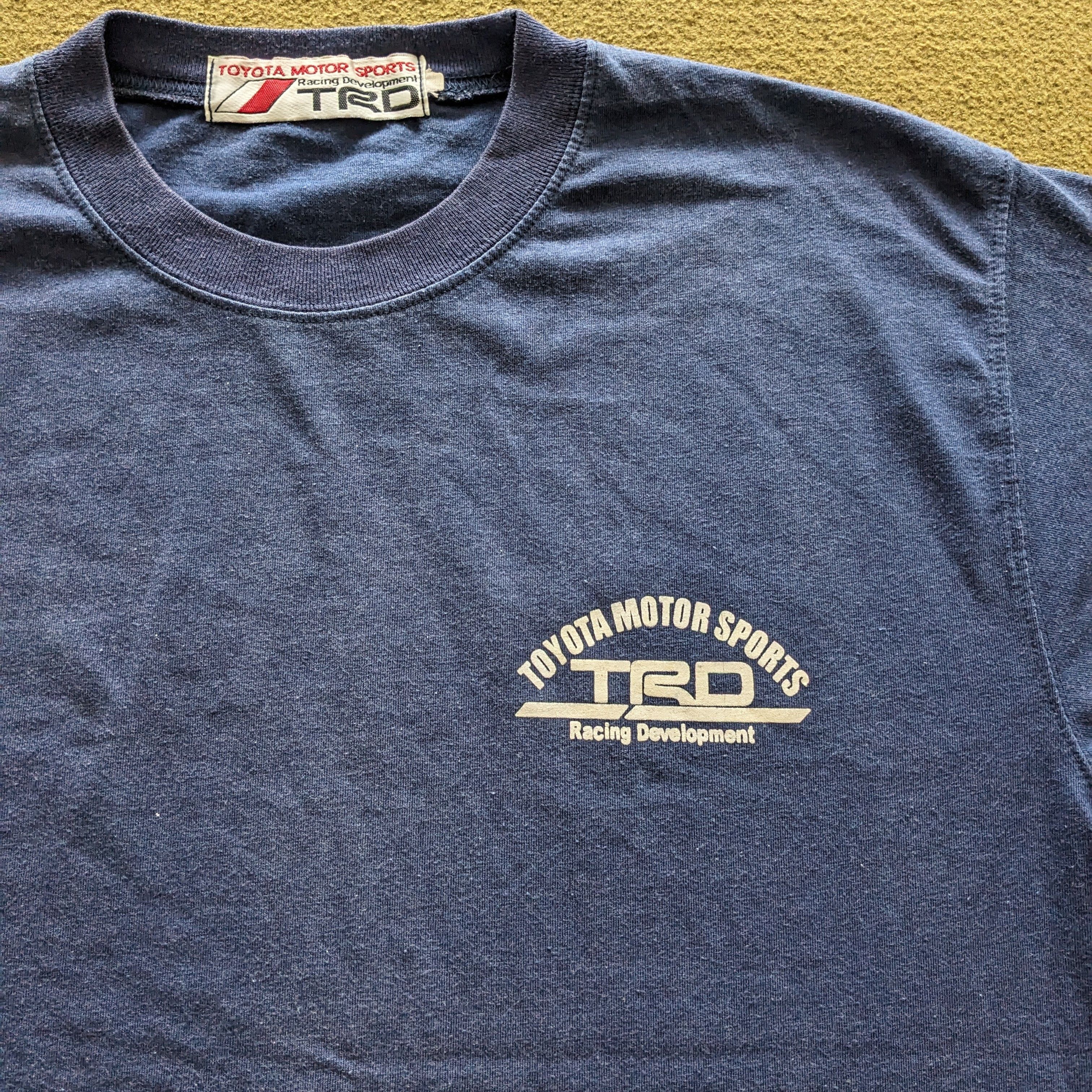 Vintage Vintage TRD TOYOTA Motorsports Racing T-shirt Size US M / EU 48-50 / 2 - 4 Thumbnail