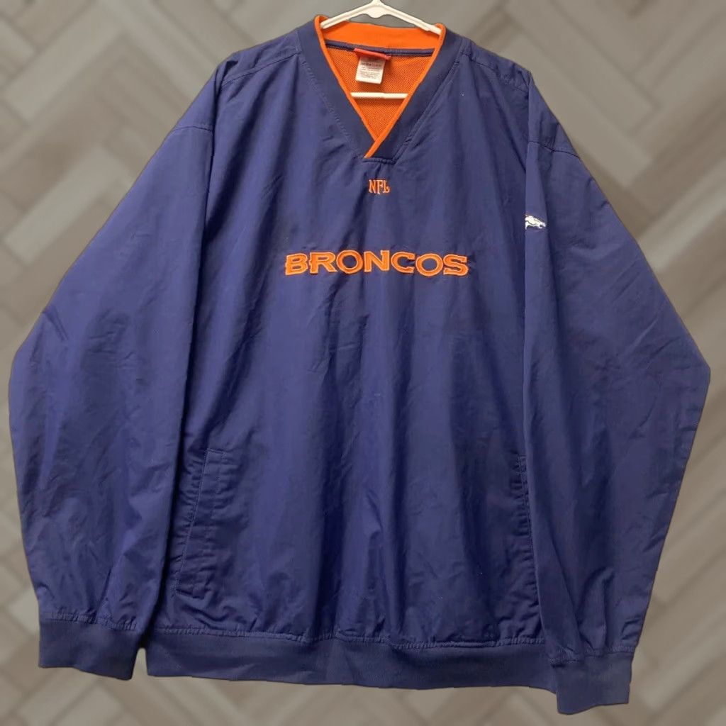 NFL NFL Mens 2XL Long Sleeve Loose Fit V Neck Pull Over Sweatshirt Navy/ 102/36 Size US XL / EU 56 / 4 - 1 Thumbnail