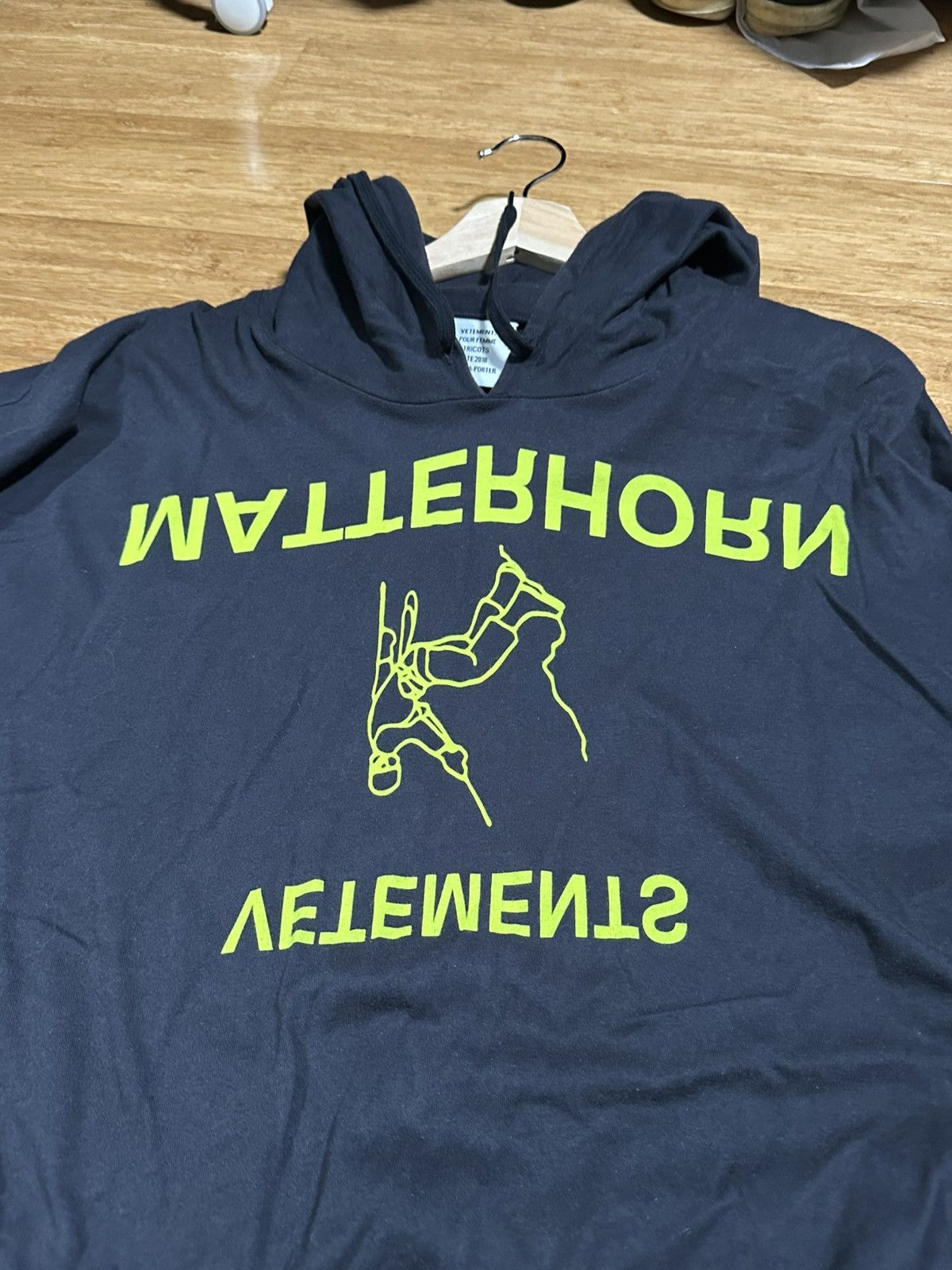 Vetements Vetements SS18 Pour Femme Matterhorn Hoodie Size US XL / EU 56 / 4 - 10 Thumbnail
