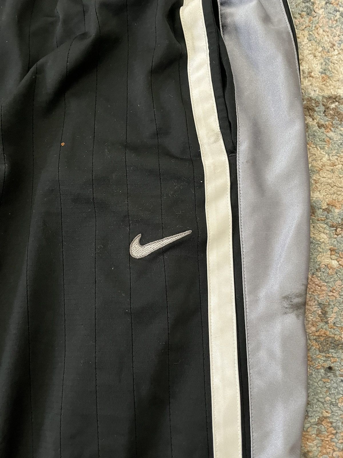 Nike × Vintage VTG Nike Sweatpants 2XL Stripe Black white Y2K Size US 36 / EU 52 - 2 Thumbnail