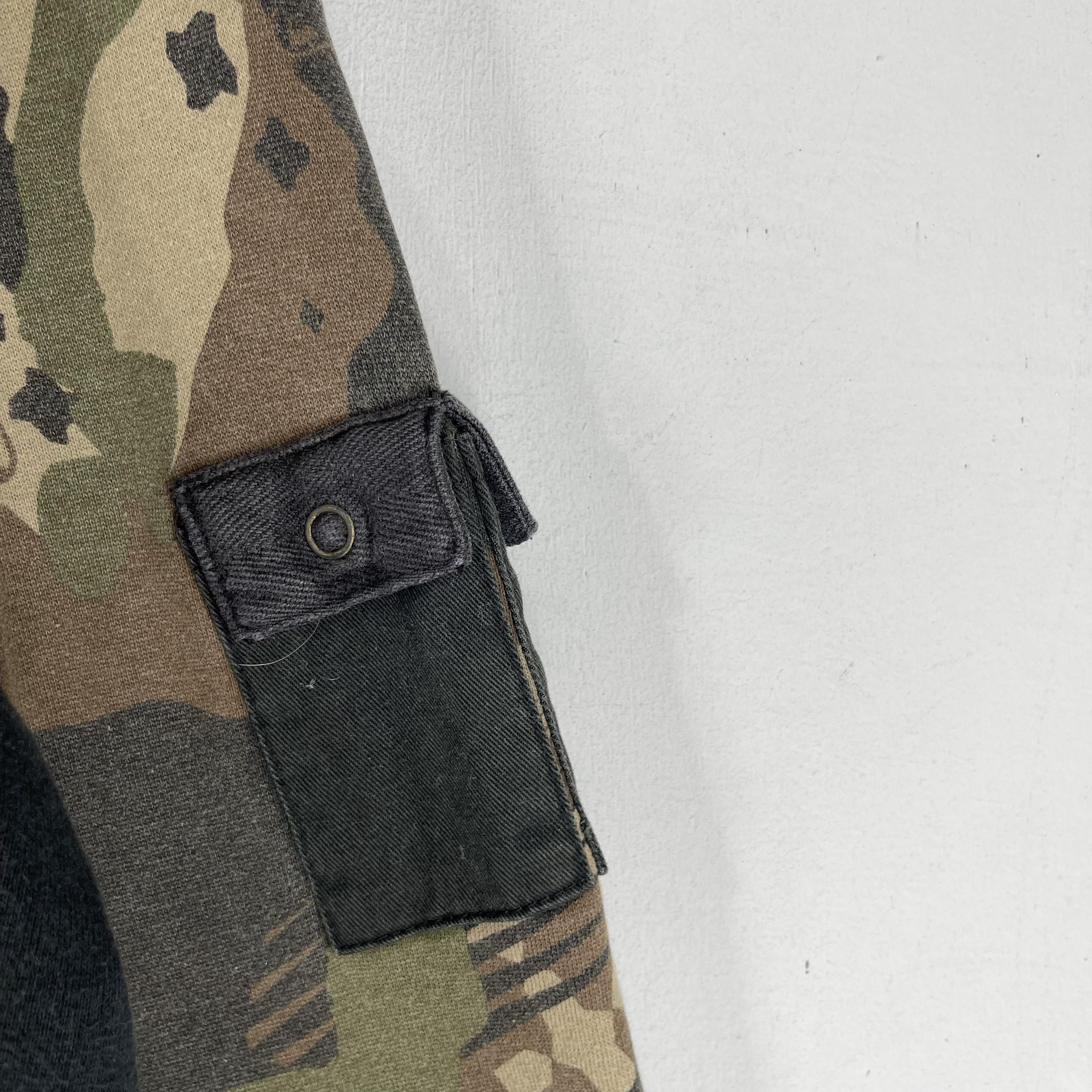 Japanese Brand × Quiksilver × Vintage Vintage QUIKSILVER Camouflage Pattern Zipper Hoodie Size US M / EU 48-50 / 2 - 5 Thumbnail