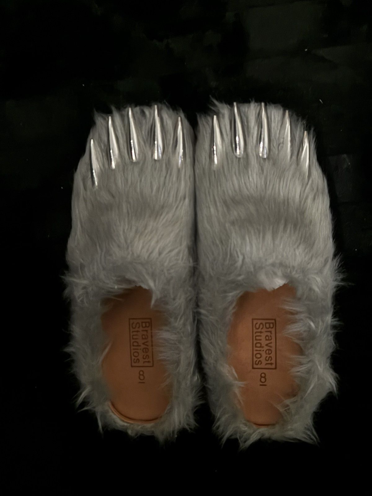 Bravest Studios Bravest Bear Claw Grey Size US 8 / EU 41 - 1 Thumbnail