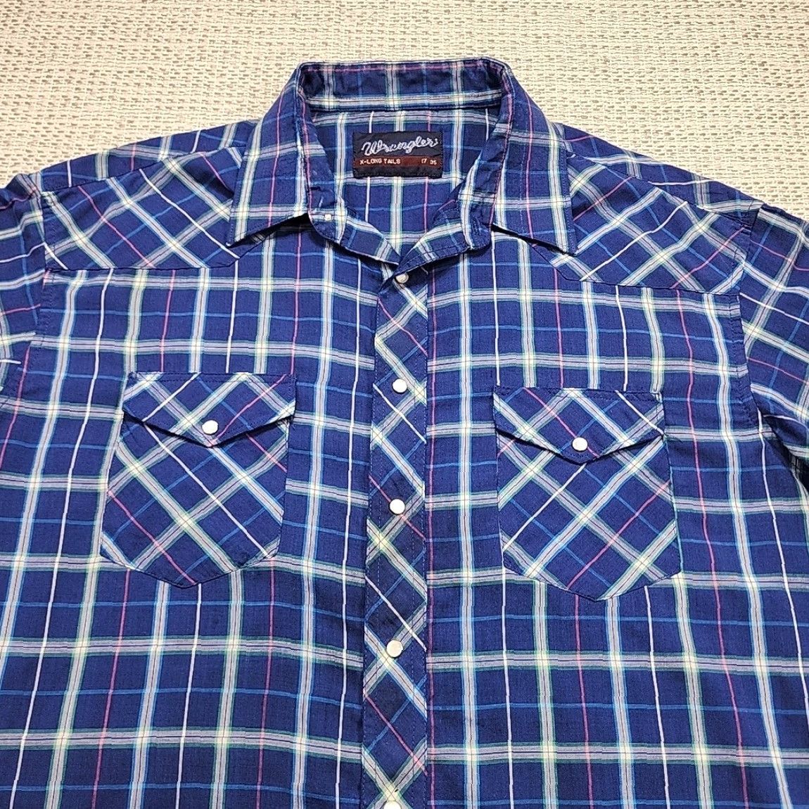 Wrangler VINTAGE Wrangler Pearl Snap Shirt X Long Tails Blue Plaid Mens Regular Fit 17 x 35 Shirt Size US XL / EU 56 / 4 - 4 Thumbnail