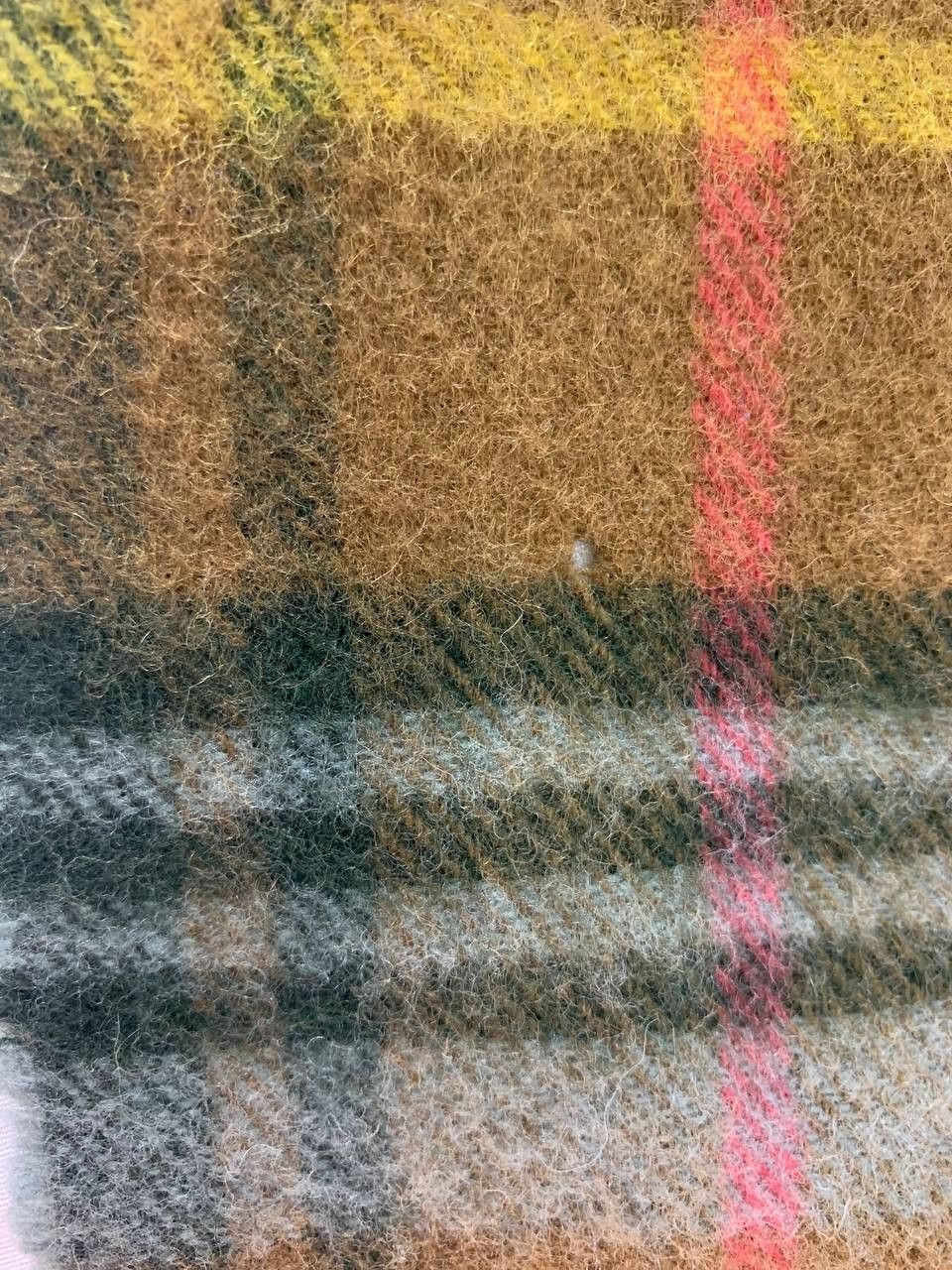 Johnstons Of Elgin Johnstons Of Elgin Scarf / Muffler / Neckwear Size ONE SIZE - 7 Thumbnail
