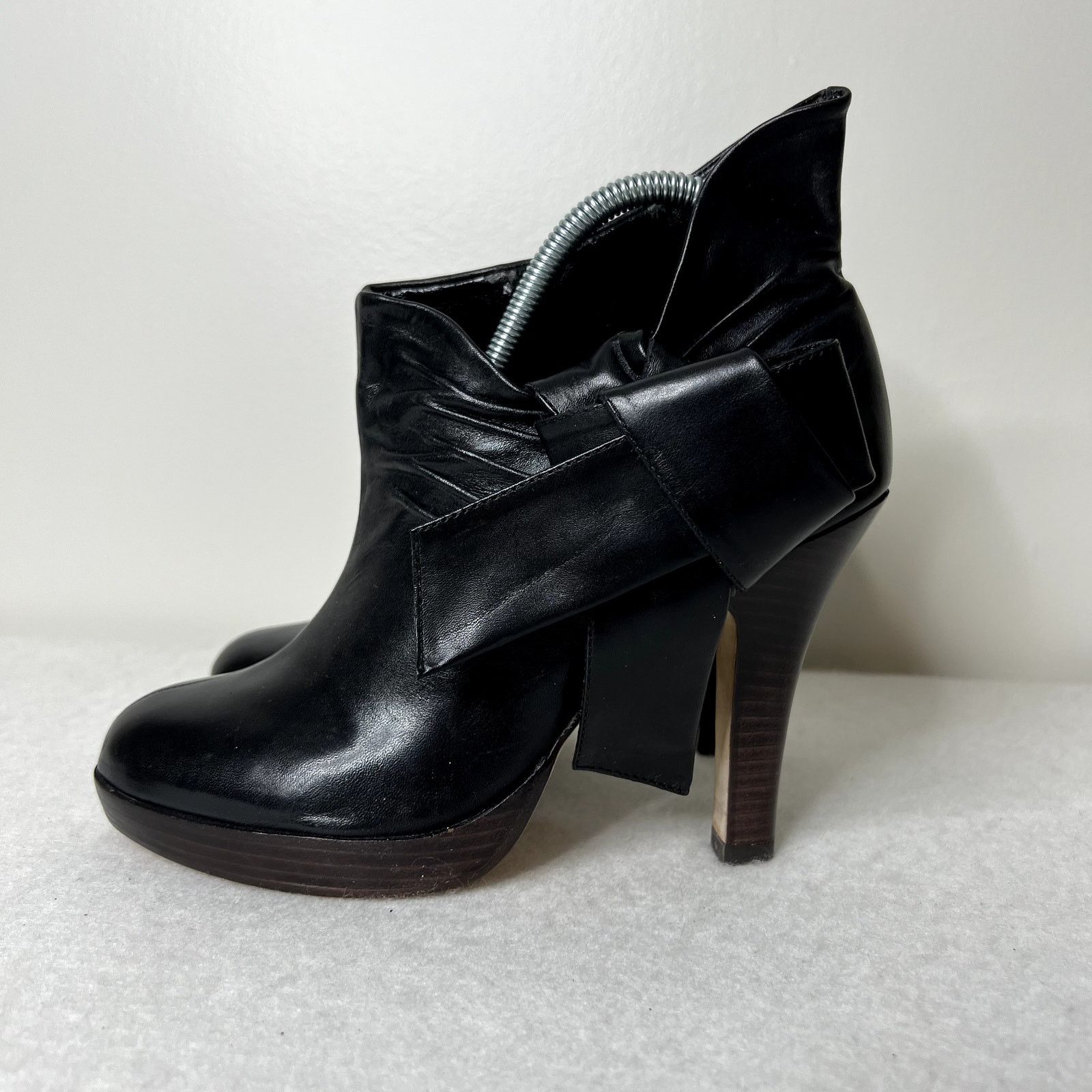 Aldo Aldo Black Bow Heeled Leather Booties Size US 7.5 / IT 37.5 - 1 Thumbnail