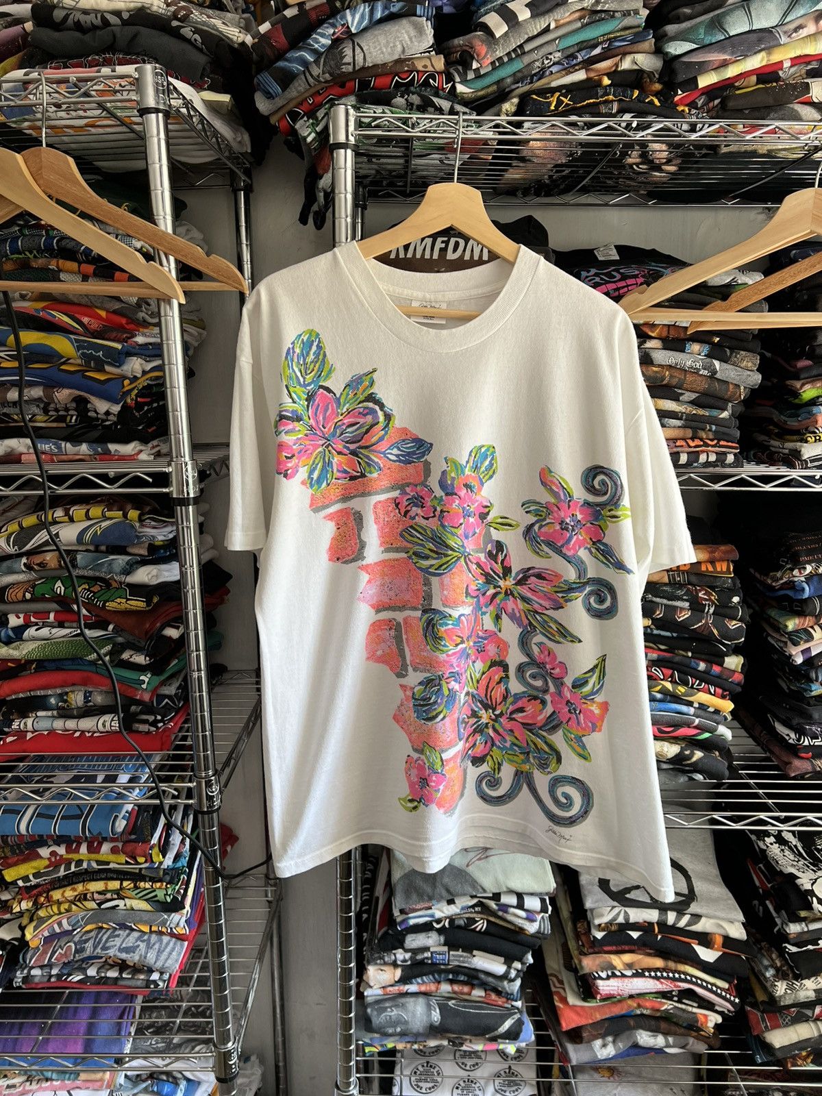 Arts & Science 90s Gilda Marx Flowers Nature Single Stitch Tee Size US XL / EU 56 / 4 - 1 Thumbnail