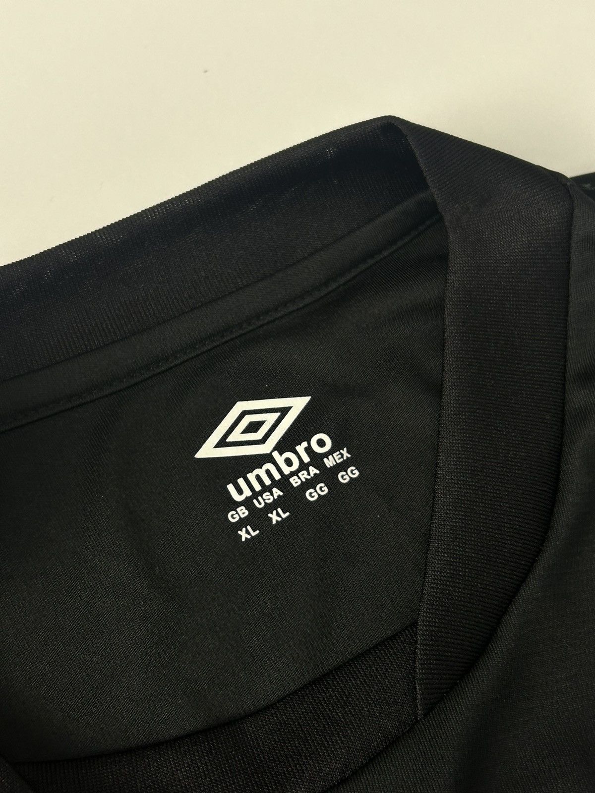 Umbro WEST HAM UNITED UMBRO 2022 2023 AWAY FOOTBALL SOCCER JERSEY Size US XL / EU 56 / 4 - 9 Thumbnail
