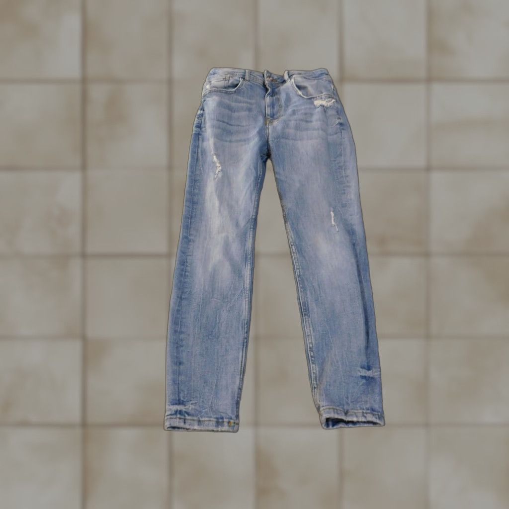 Zara Zara Jeans Womens 30 Distressed Light Wash Skinny Denim Blue Made Turkey Jeans Size 30" / US 8 / IT 44 - 1 Thumbnail