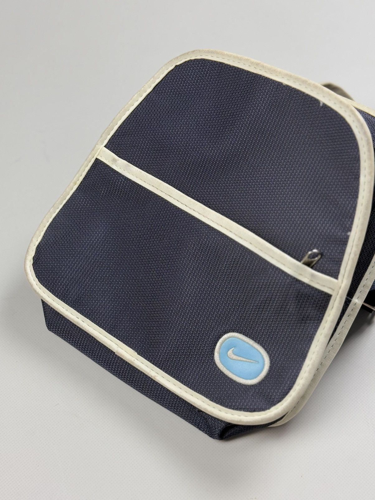 Nike Nike Vintage Y2K Nylon Small Backpack Rucksack Size ONE SIZE - 17 Thumbnail