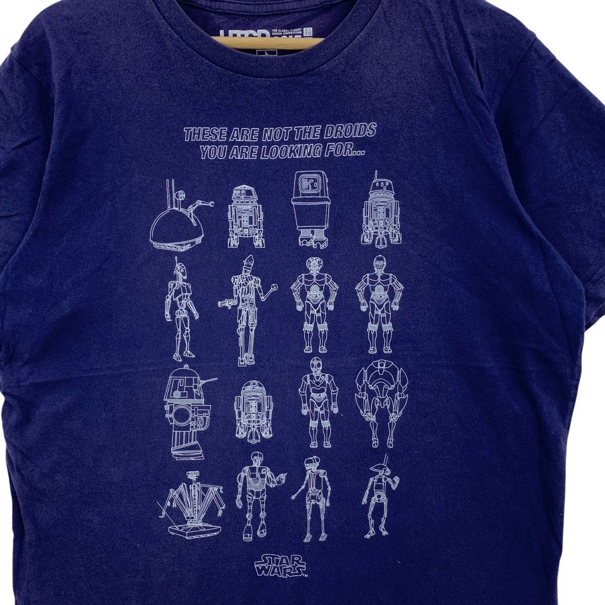 Uniqlo UNIQLO UTGP x STAR WARS Global Design Droids Tee Shirt Top Size US L / EU 52-54 / 3 - 4 Thumbnail